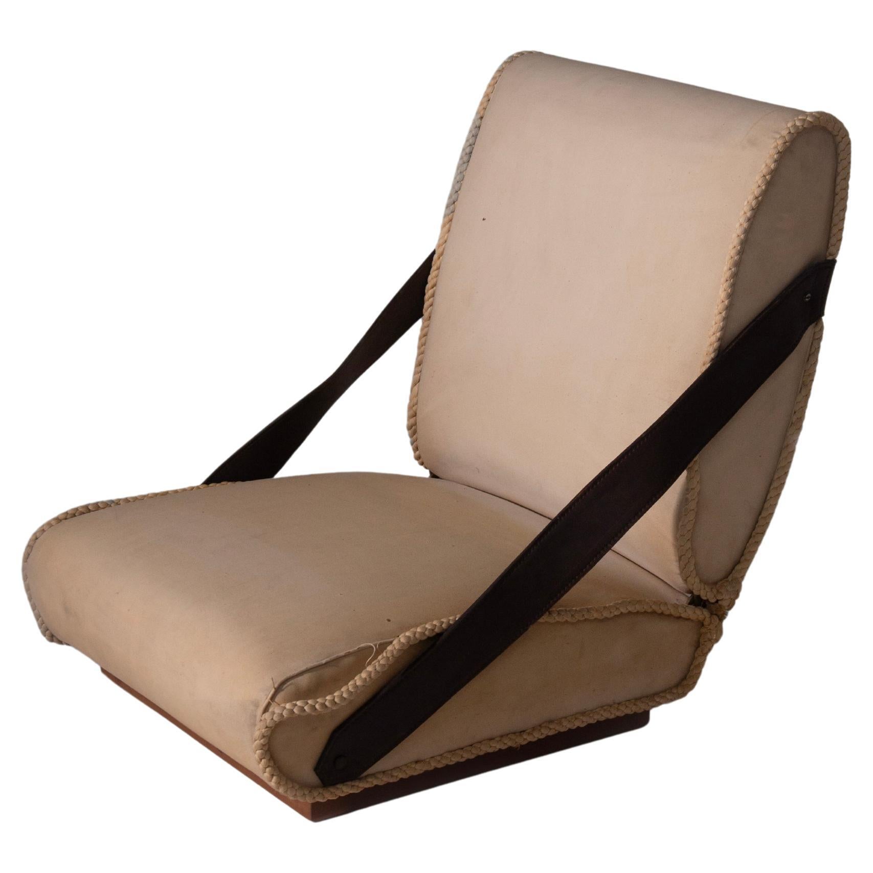 Vintage italian armchair in stile Gio Ponti in original fabric in vendita