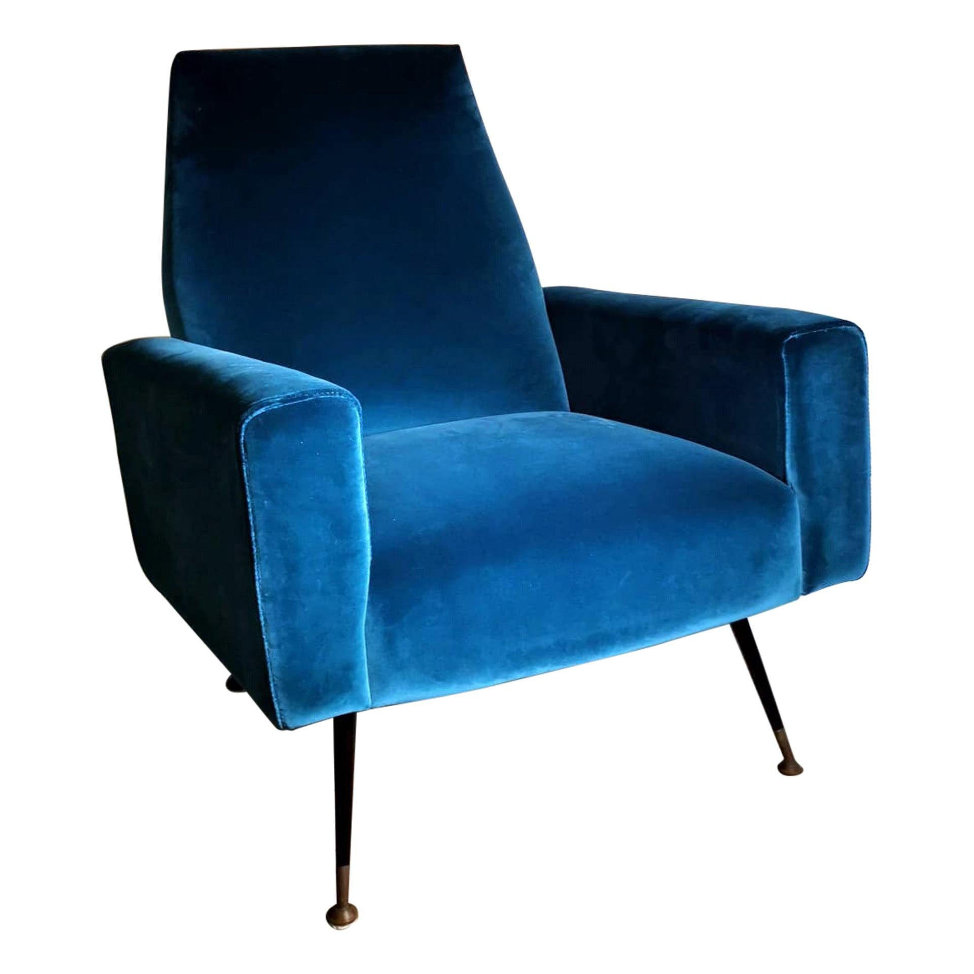 Vintage Italian Armchair Upholstered and Covered in Velvet Ottanio Color For Sale