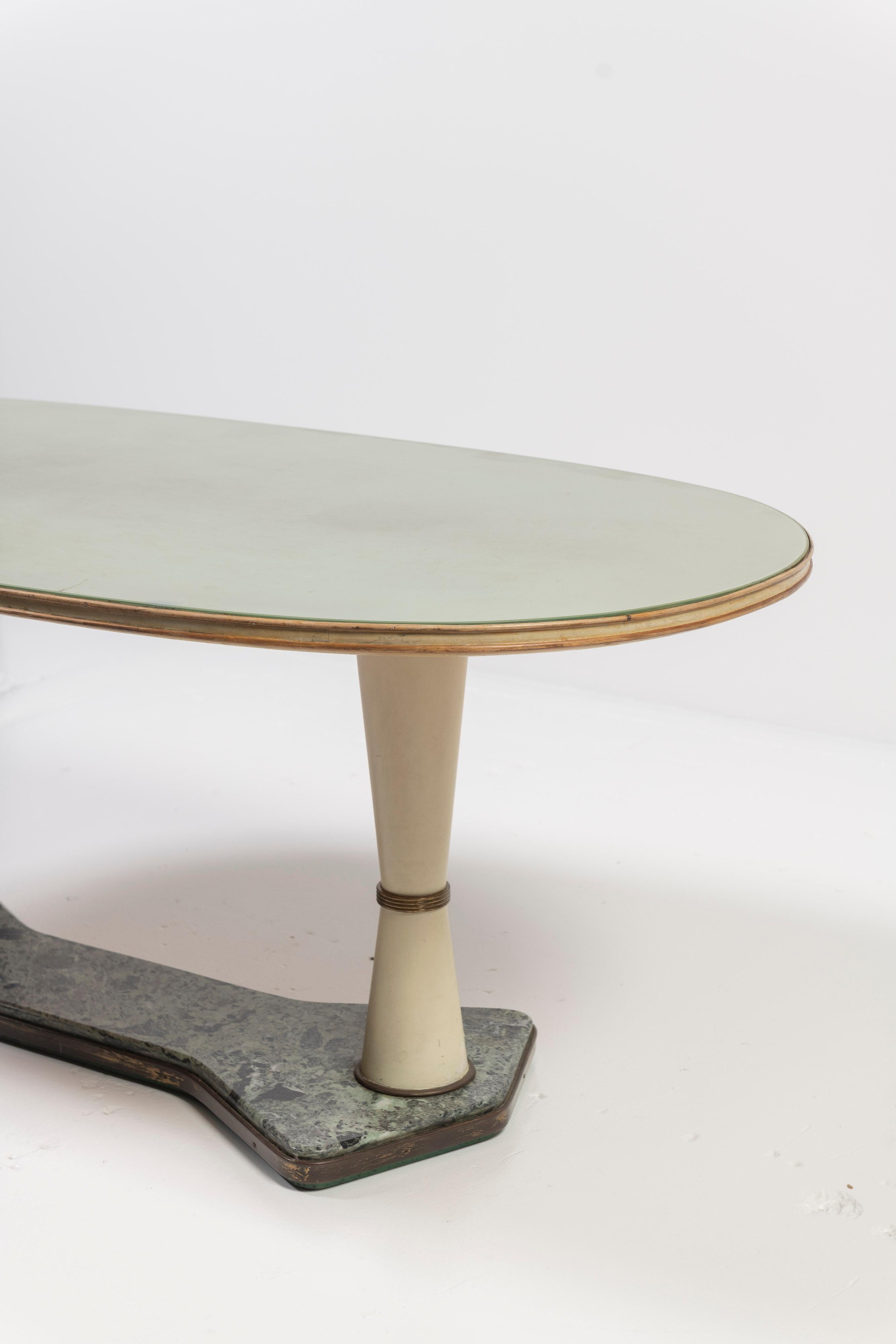 Vintage Italian Art Deco Dining or Center Table, in the style of  Vittorio Dassi For Sale 2