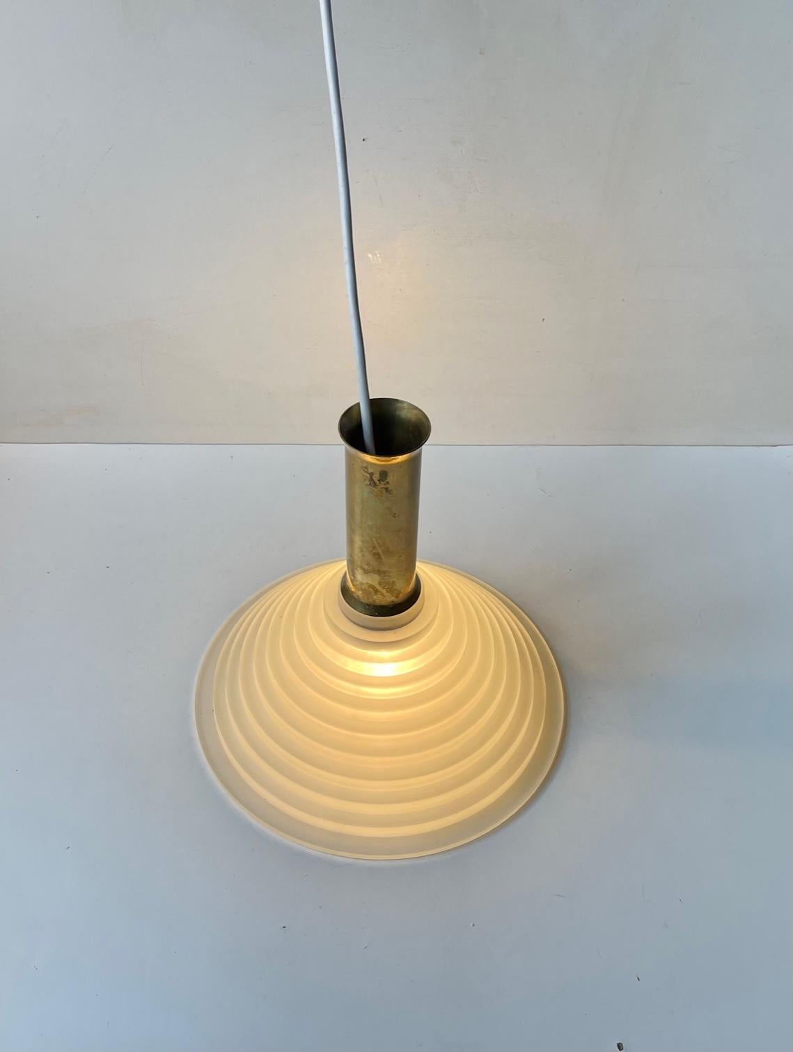 Vintage Italian Art Deco Revival Pendant Lamp in Brass and Glass For Sale 2