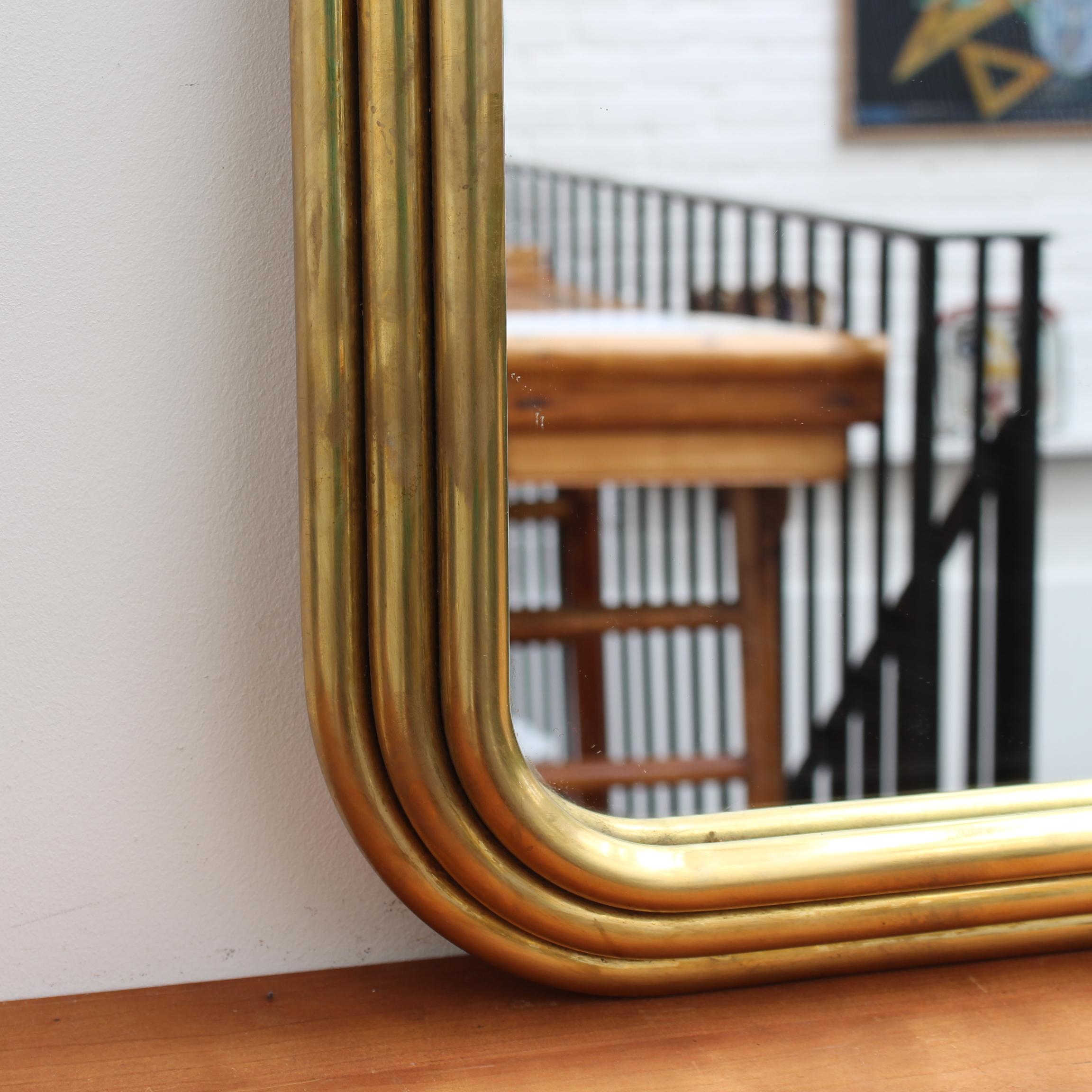 Vintage Italian Art Deco Wall Mirror with Brass Frame (circa 1960s) For Sale 5