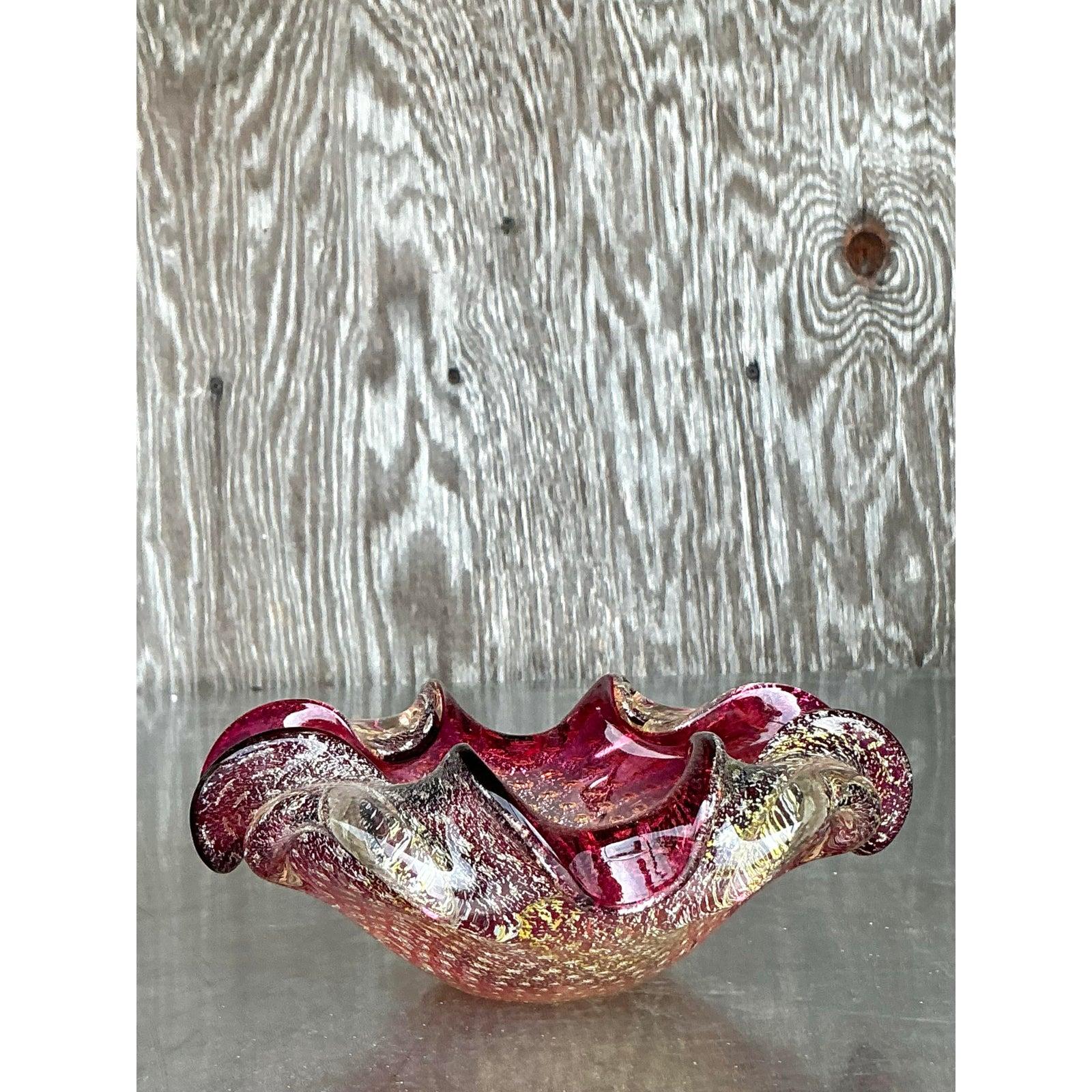 20th Century Vintage Italian Art Glass Bowl After Murano For Sale