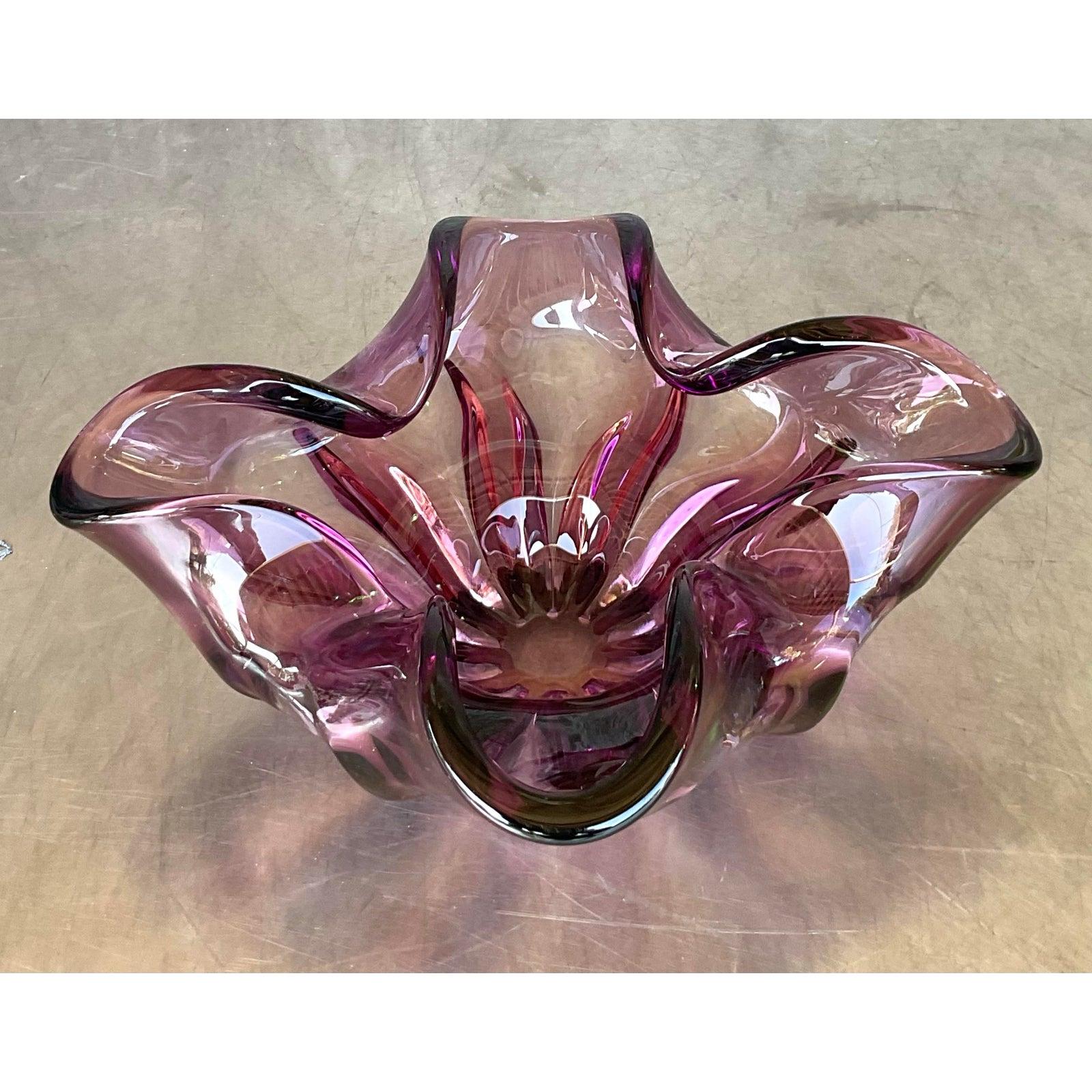 Vintage Italian Art Glass Bowl After Murano For Sale 4