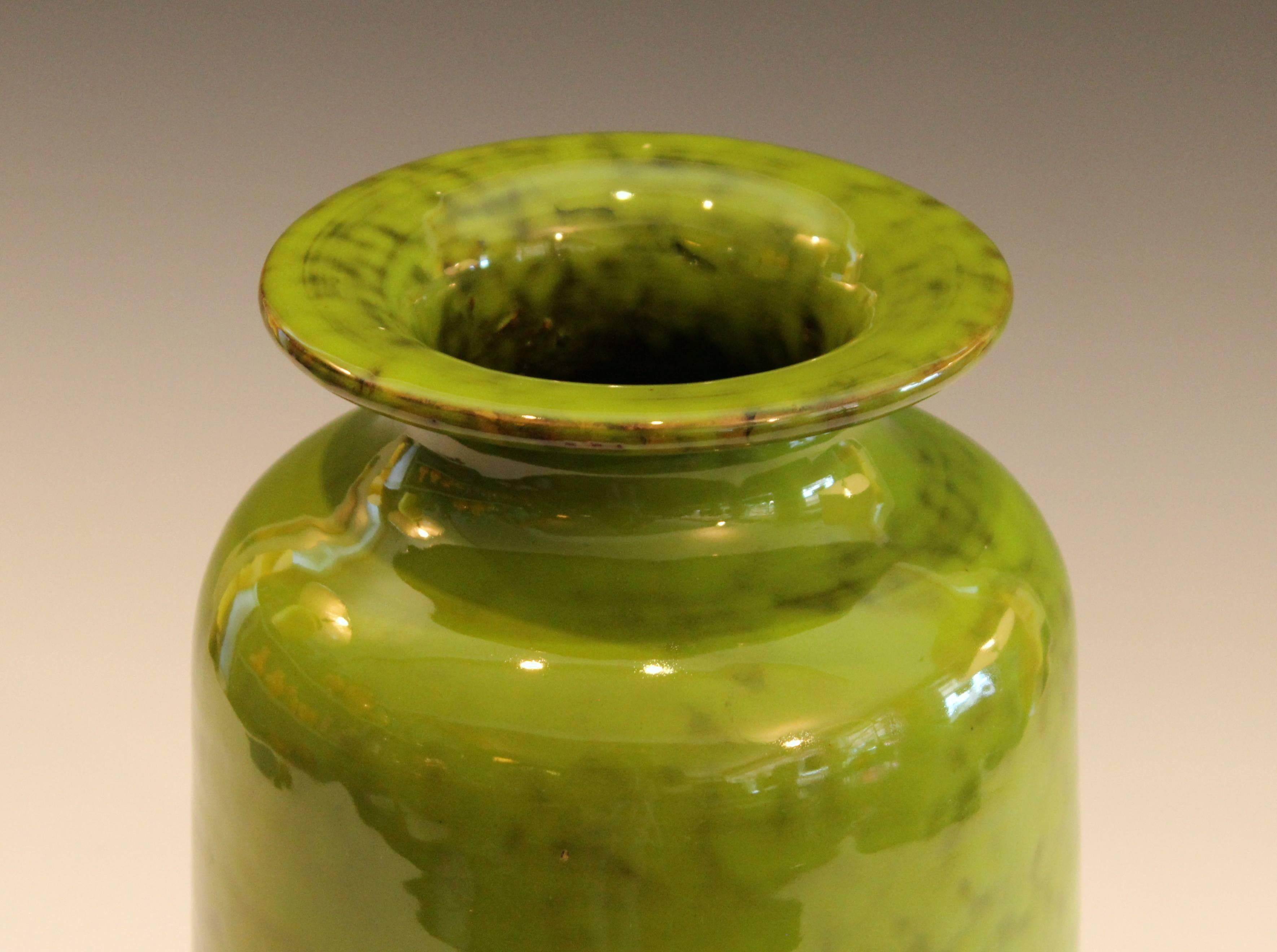 Turned Vintage Italian Art Pottery Bright Kelly Lime Green Italica Ars Raymor PV Vase