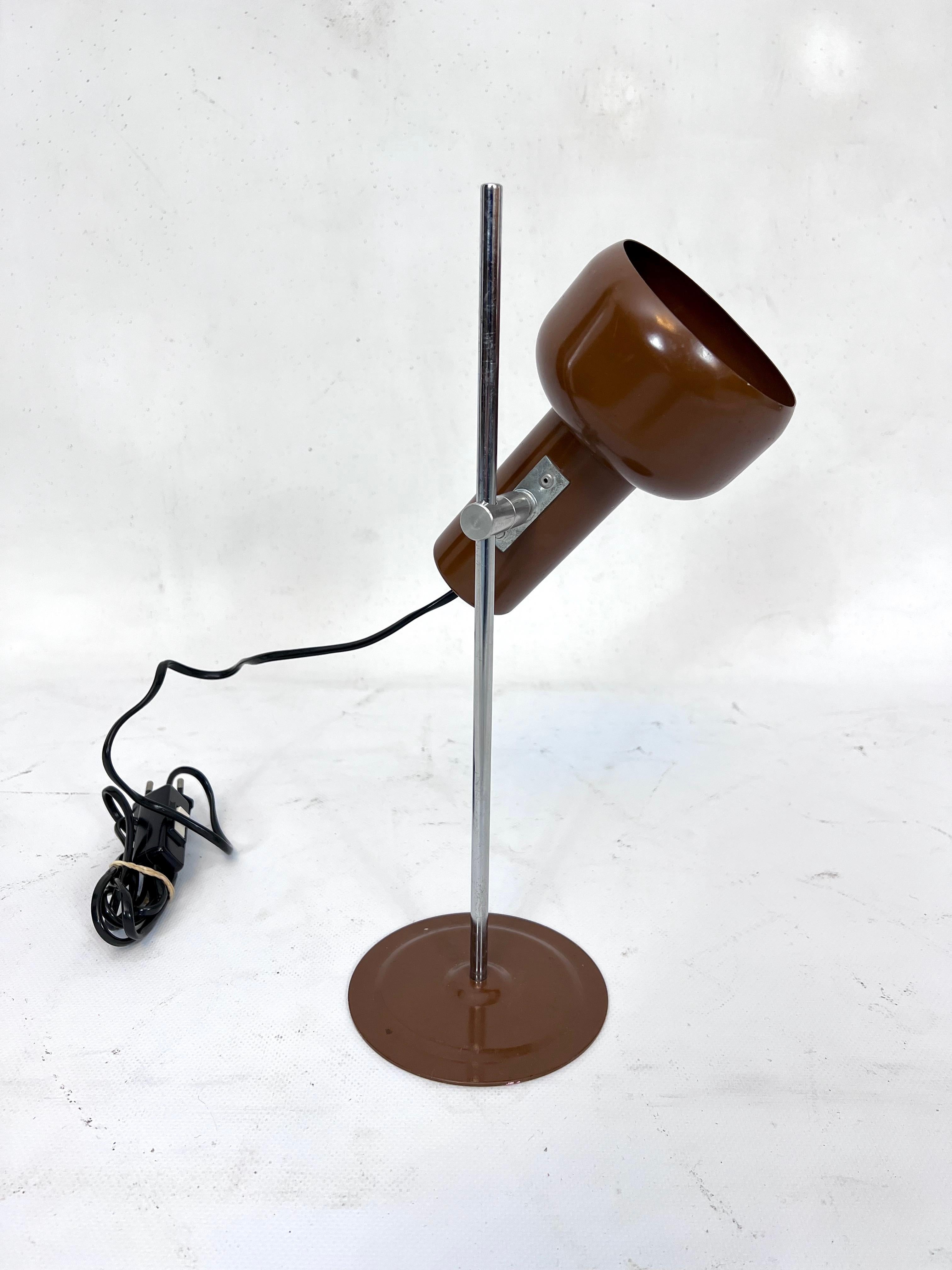 Vintage Italian Articulated Metal Table Lamp from 70s For Sale 5