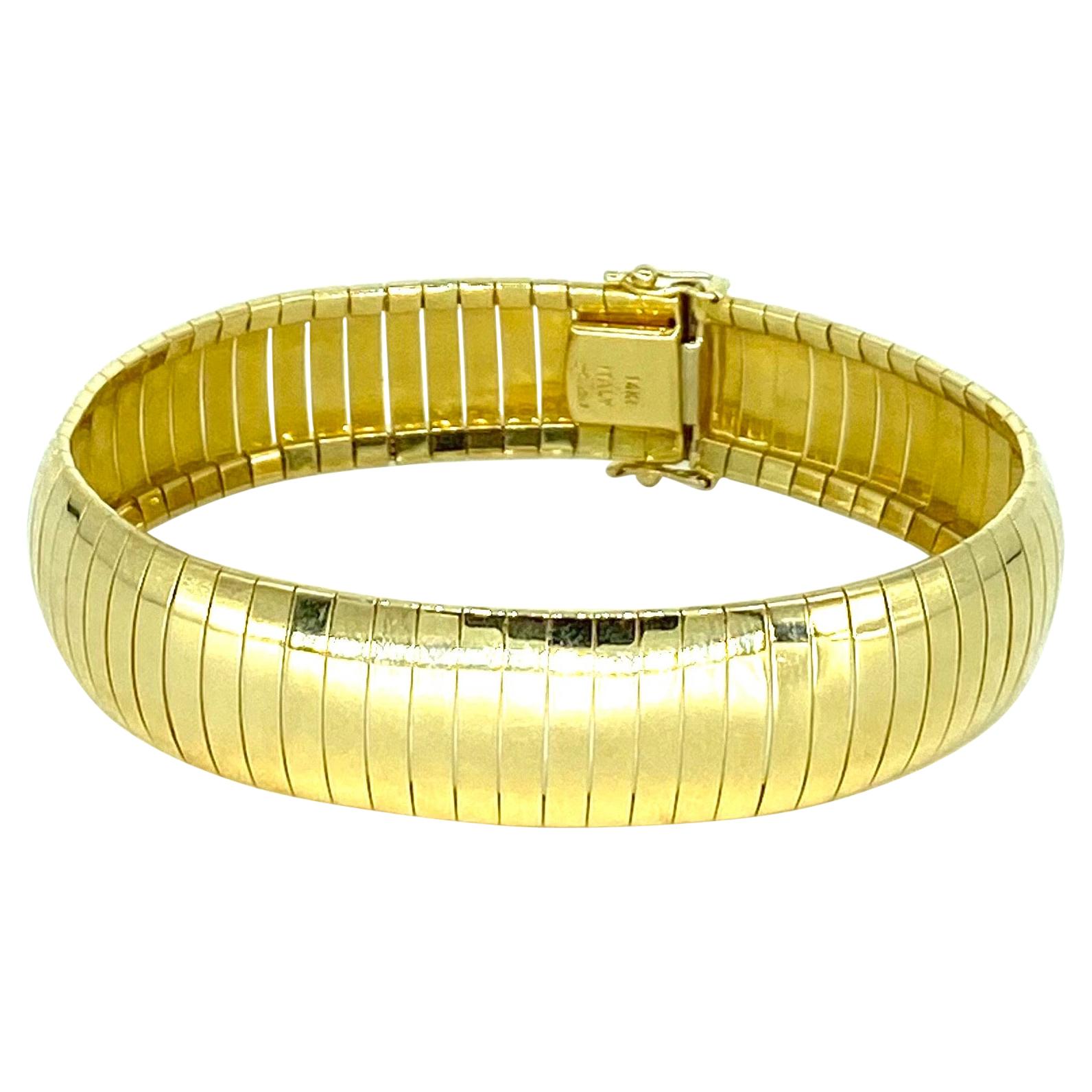 Italienisches Aurafin Breites gegliedertes Gliederarmband 14k Gold im Angebot