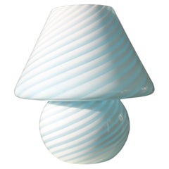 Italienische Babyblaue Murano Candy Swirl Pilzlampe, Pilz