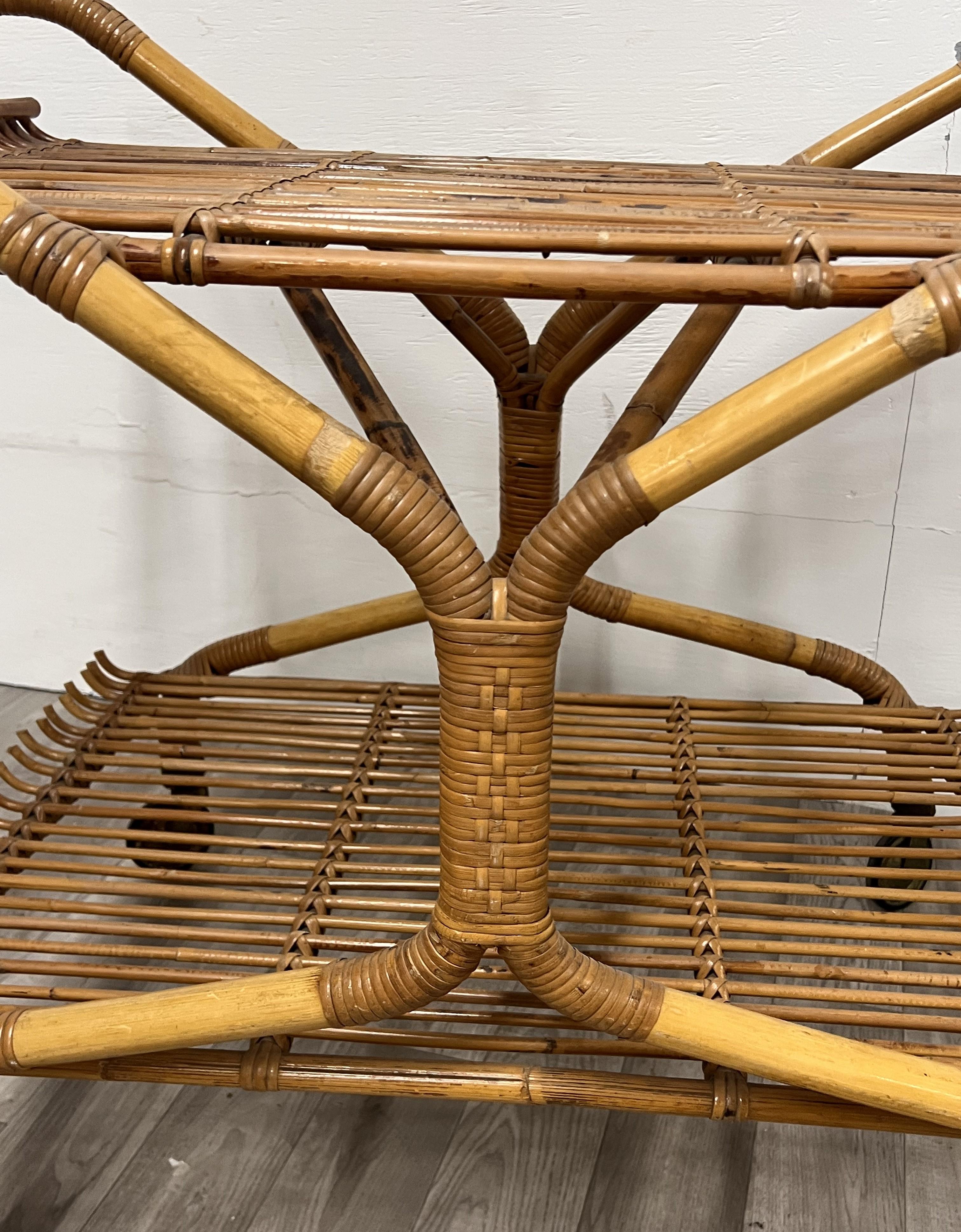 Italienischer Barwagen/Trolley aus Bambus im Vintage-Stil (Mitte des 20. Jahrhunderts) im Angebot
