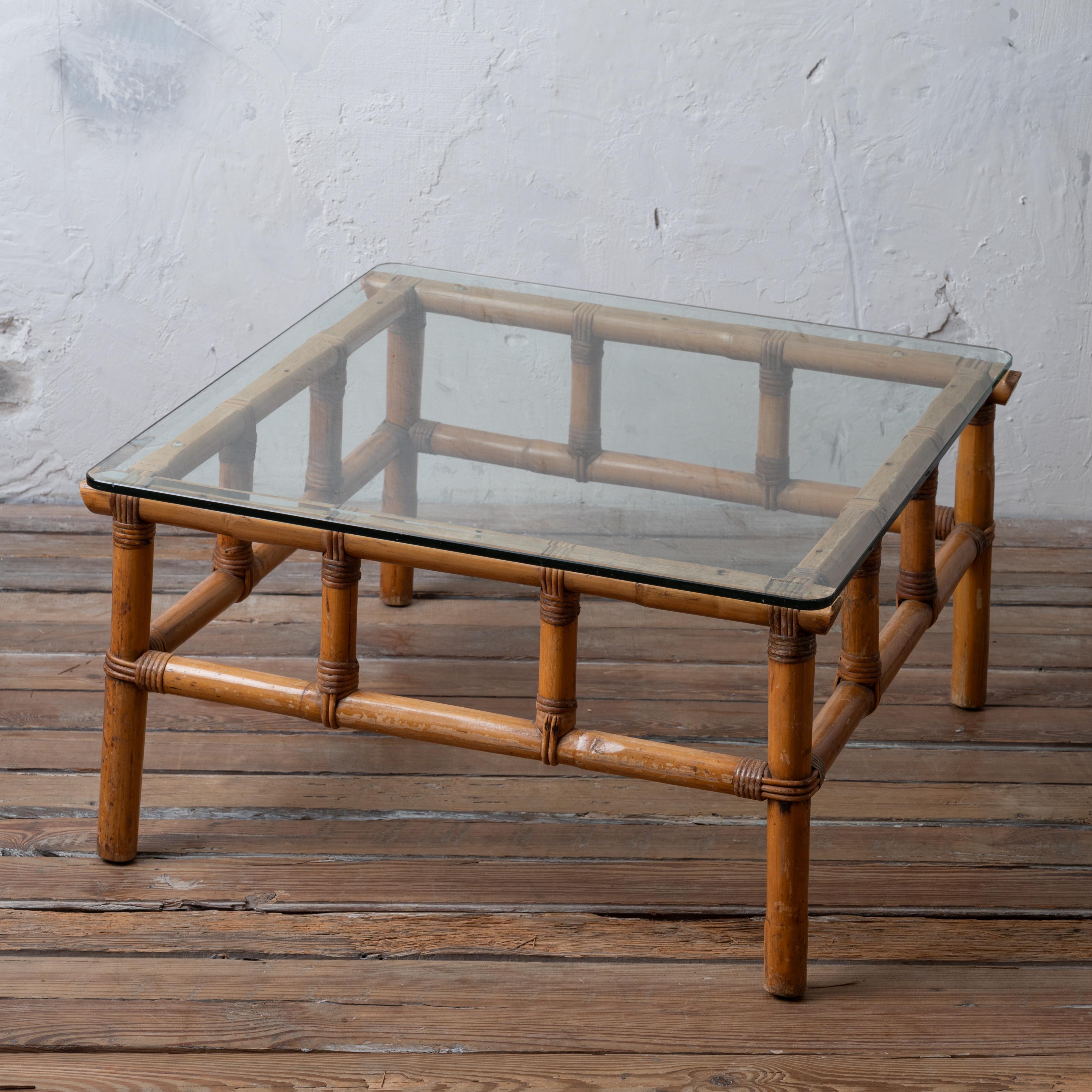 Mesa baja de bambú italiana vintage en Bueno estado para la venta en Savannah, GA