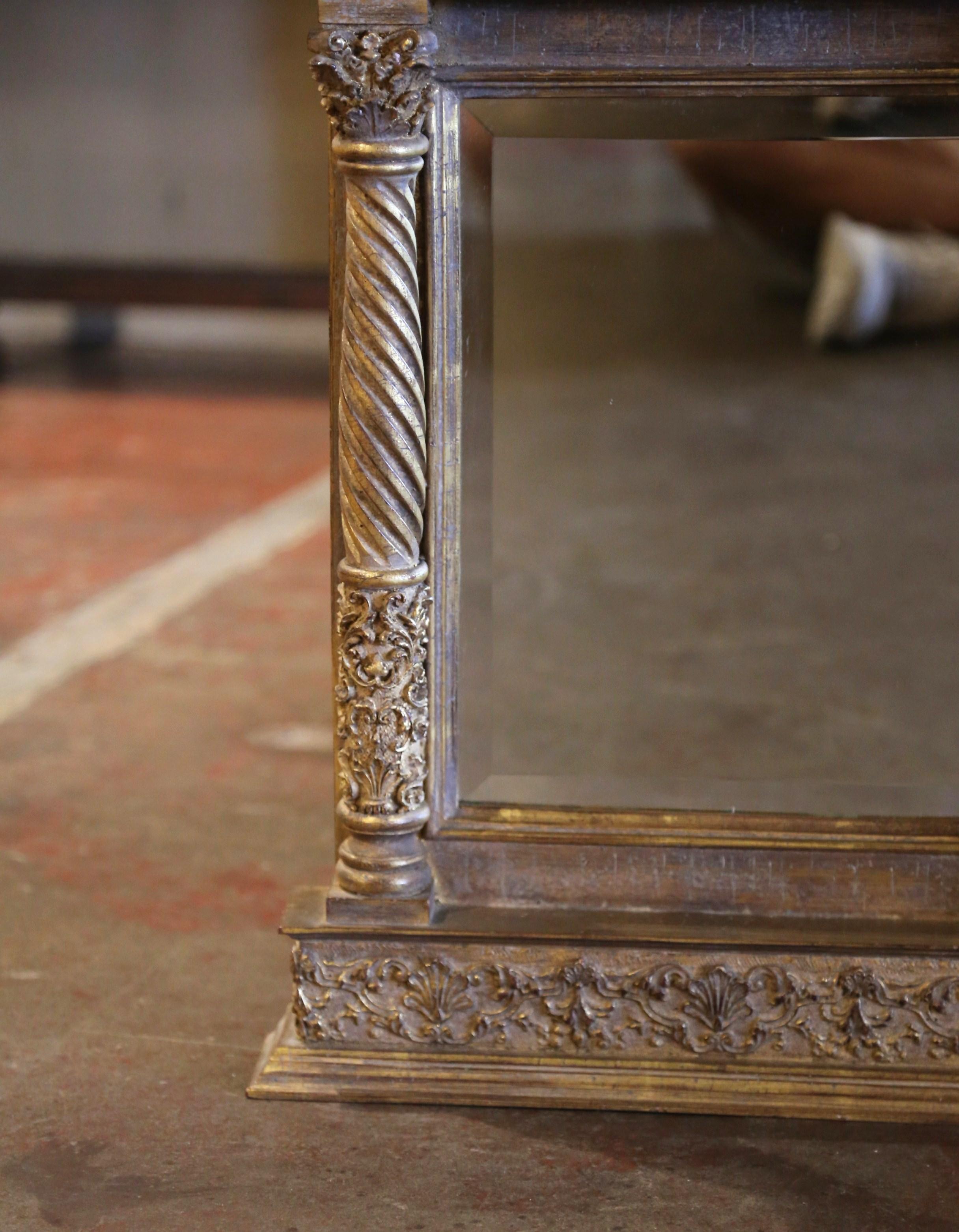 Vintage Italian Baroque Carved Giltwood Wall Mirror For Sale 1