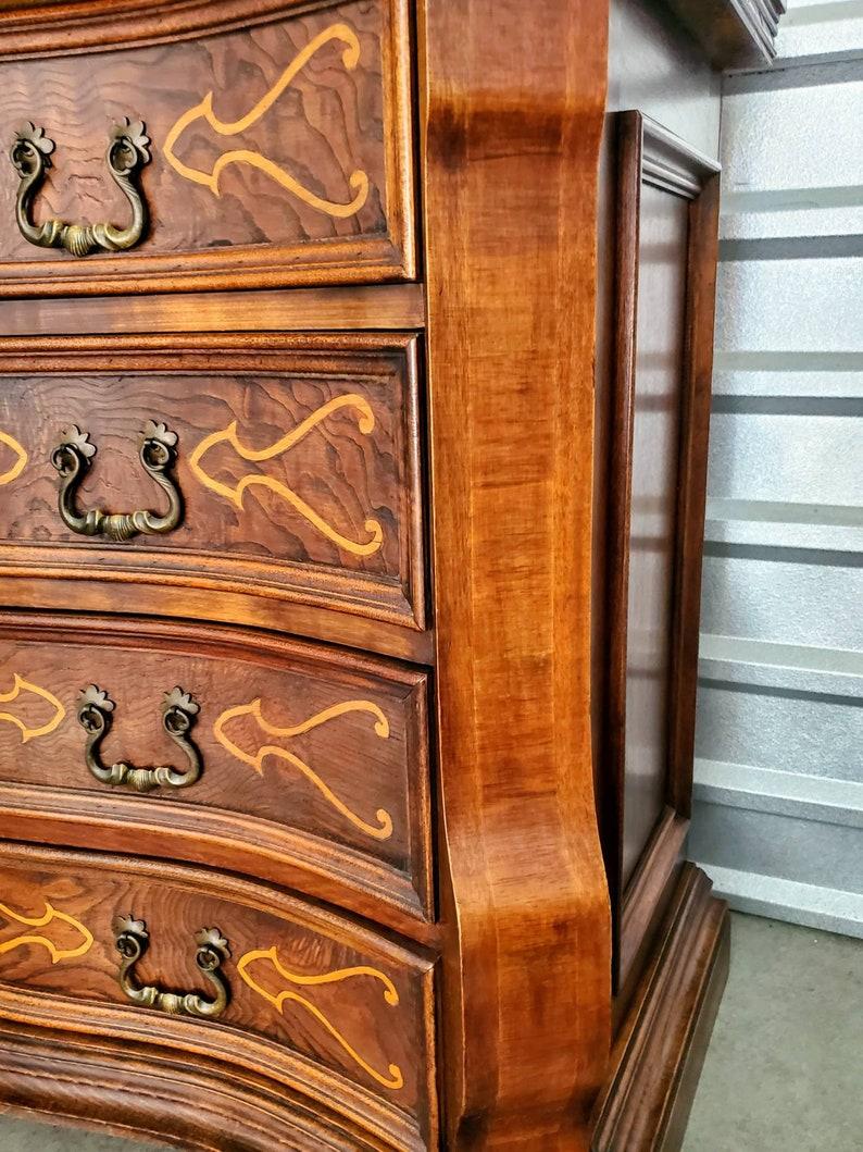Vintage Italian Baroque Marquetry Burled Walnut Chest of Drawers In Good Condition In Forney, TX