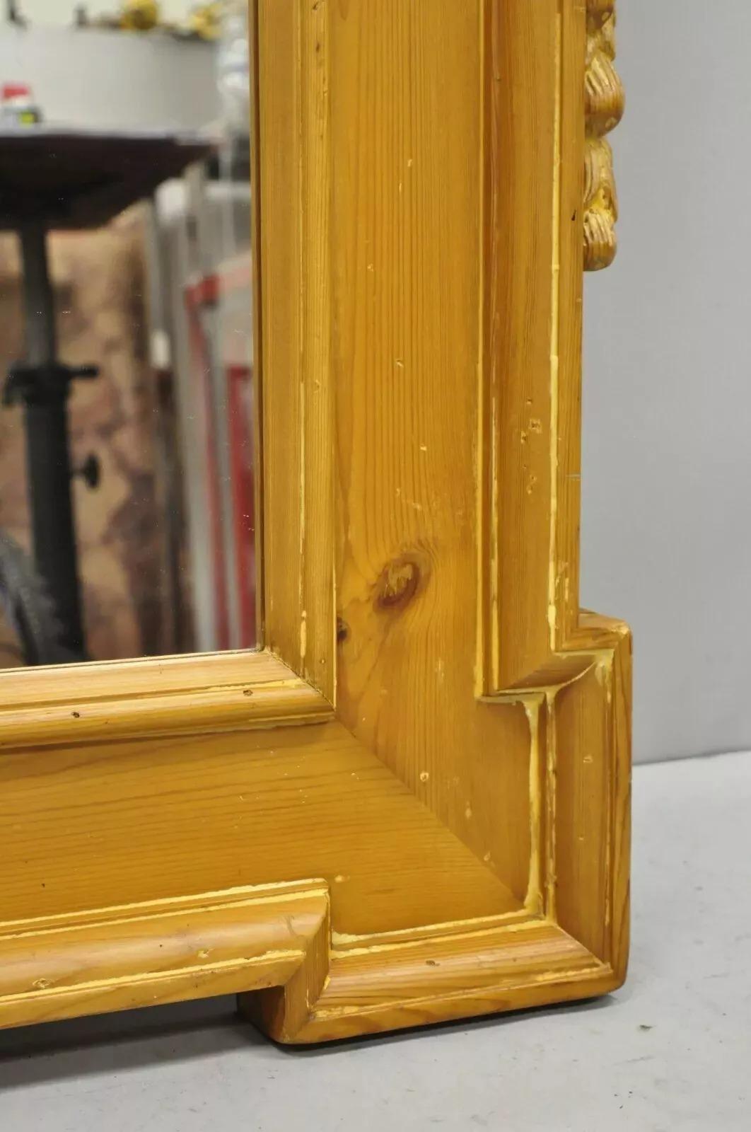 Specchio da parete vintage in stile barocco italiano, intagliato in legno di pino nodoso, francese e di campagna in vendita 1