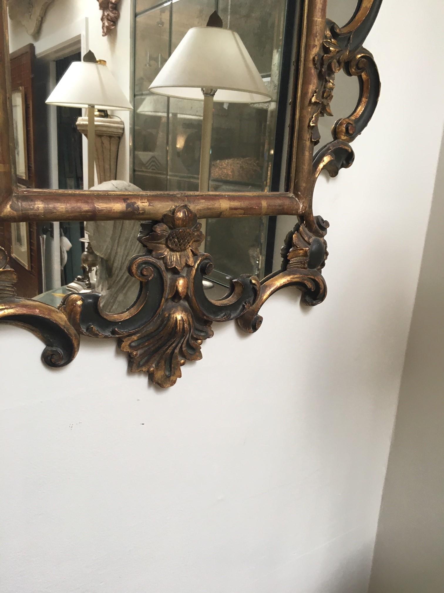 Vintage-Wandspiegel im italienischen Barockstil, teilweise vergoldet, dekoriert mit Blumenköpfen, Vintage im Angebot 6