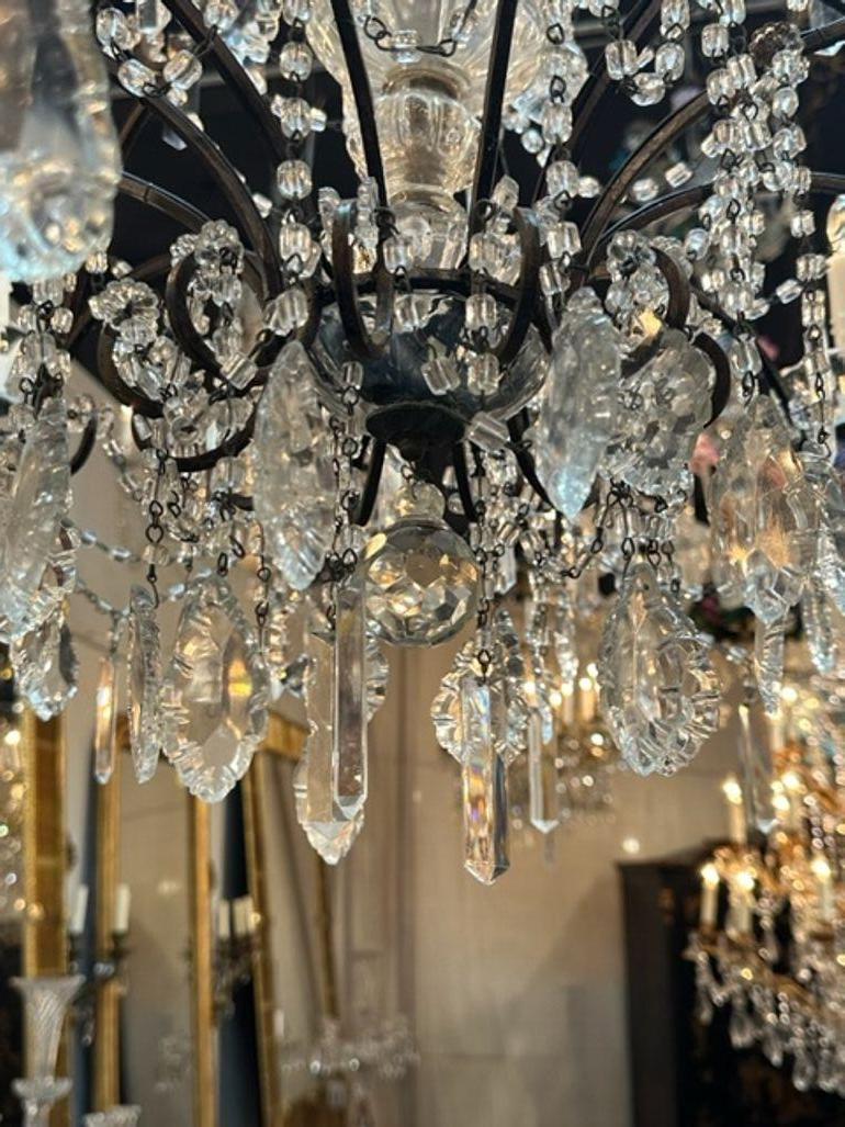 Lustre italien vintage en cristal perlé avec 16 Lights en vente 1