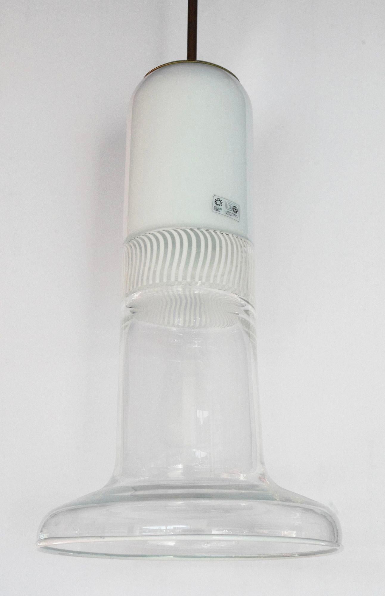 Lampe à suspension cloche italienne vintage par Leucos Bon état - En vente à Los Angeles, CA