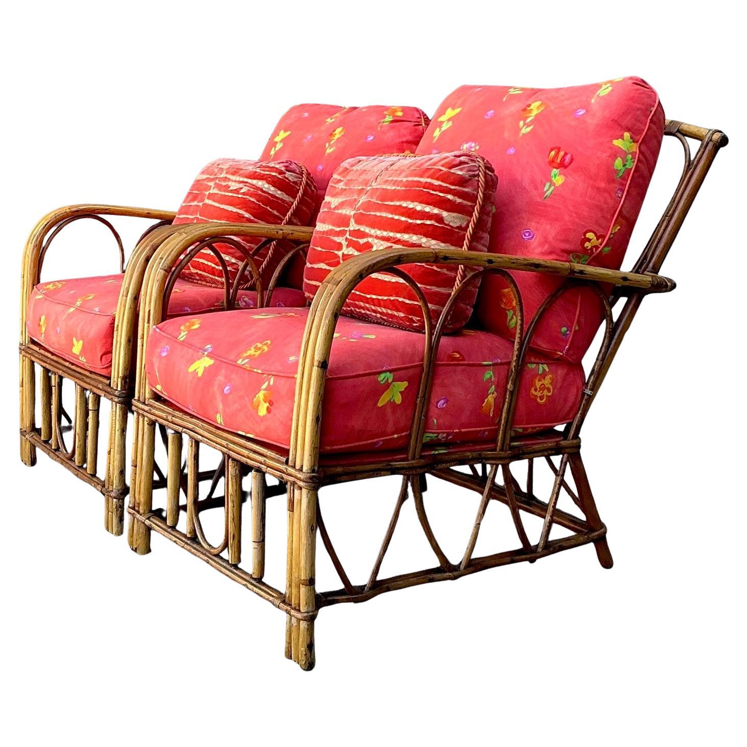 Pareja de tumbonas italianas de ratán curvado vintage