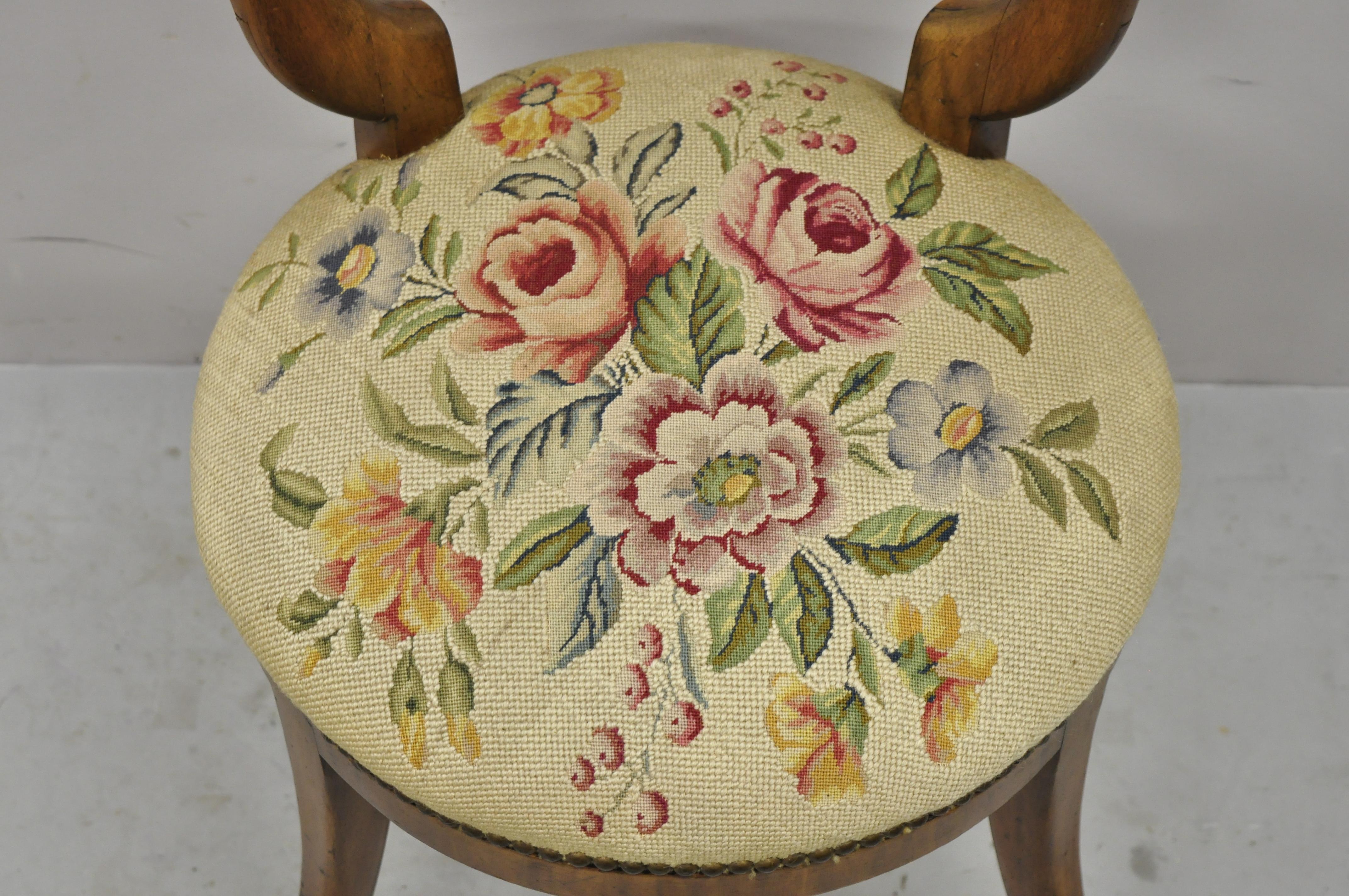 20th Century Vintage Italian Biedermeier Saber Leg Accent Side Chair with Needlepoint Seat For Sale