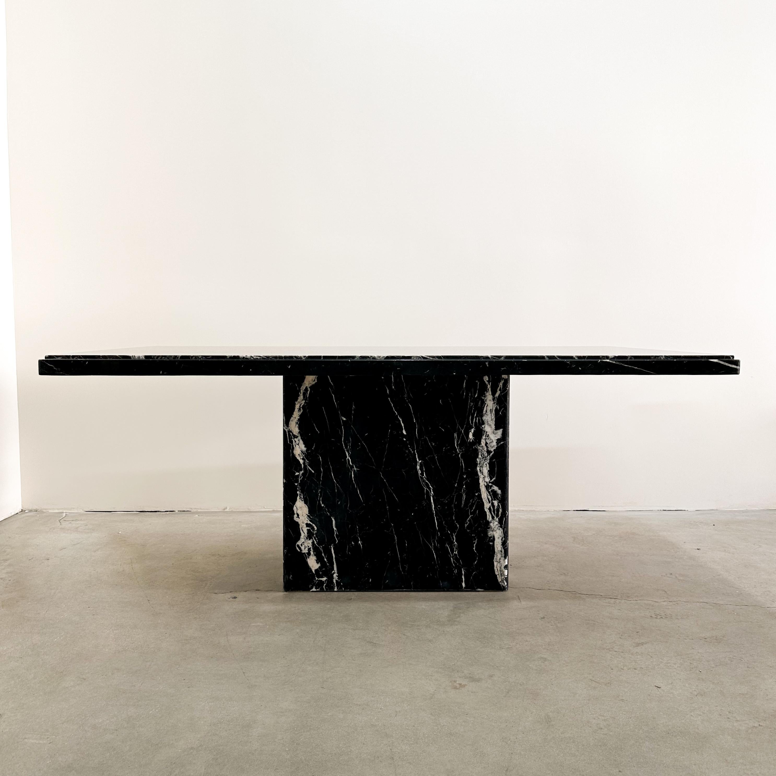 Mid-Century Modern Vintage Italian Black And White Rectangle Marble Dining Table For Sale