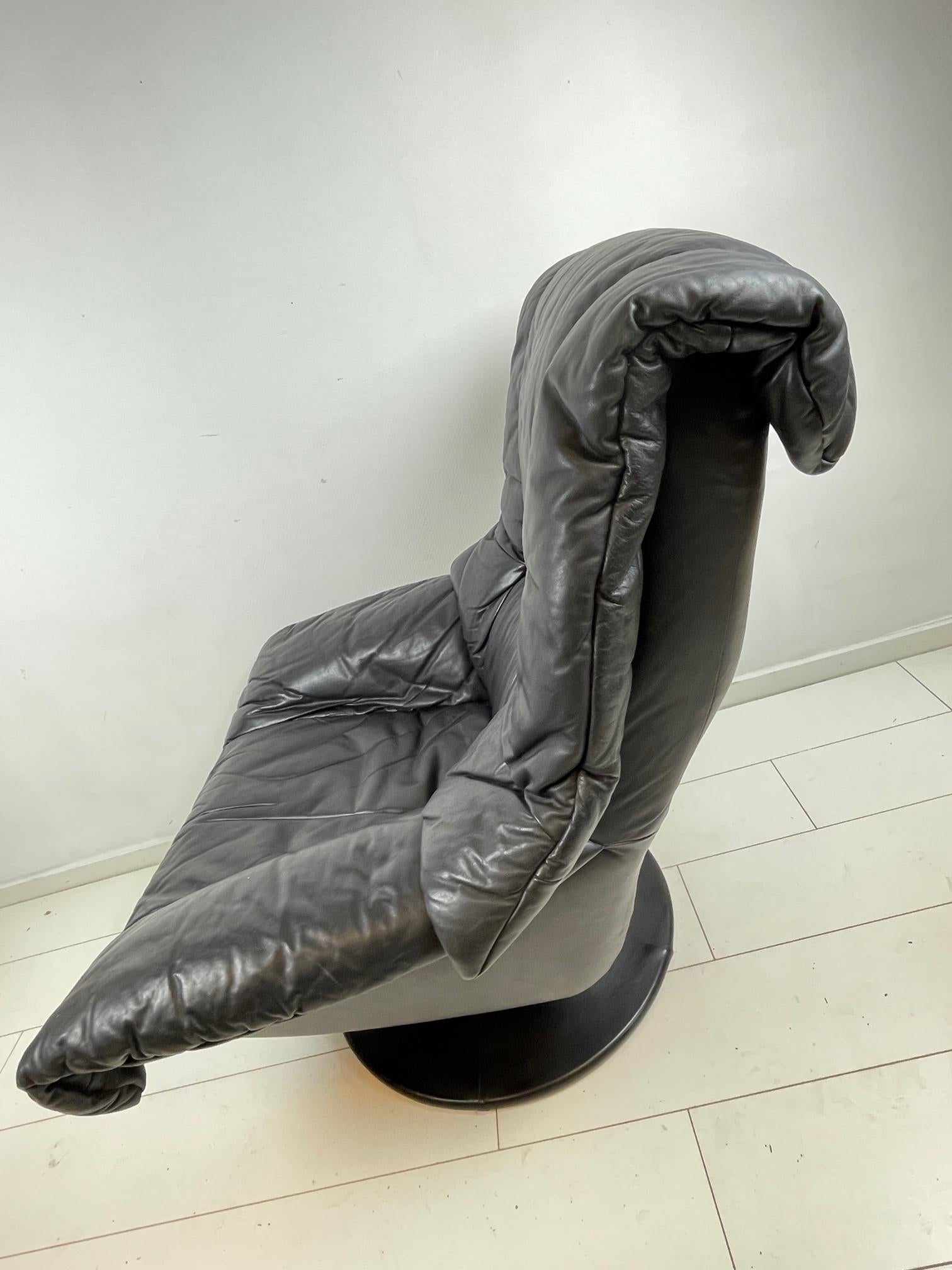 Late 20th Century Vintage Italian Black Leather Swivel Chair, Unique Italian Design, Mid-Century For Sale