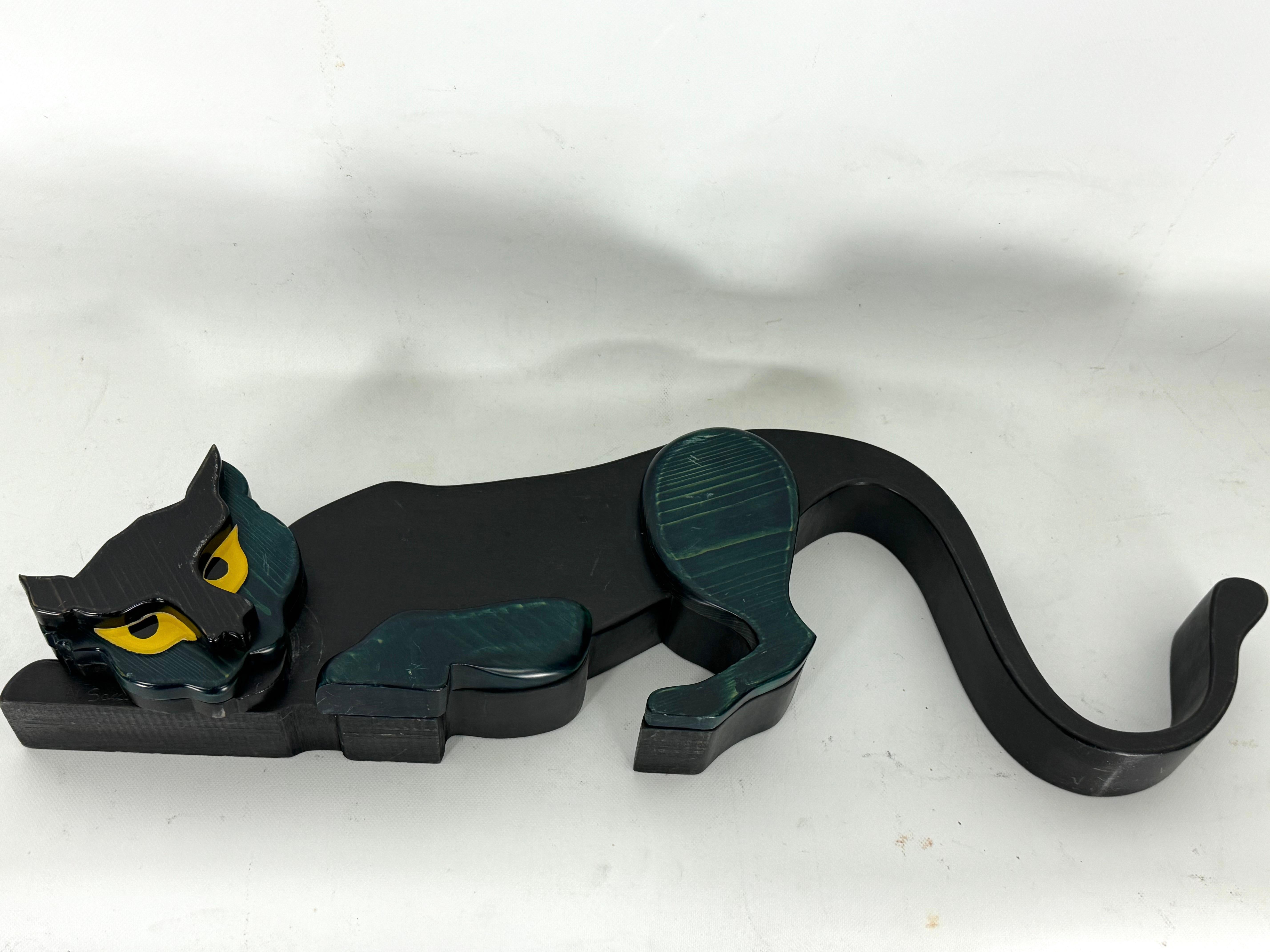 Vintage Italian black panther sculpture in thick wood. Italy 1980s For Sale 4