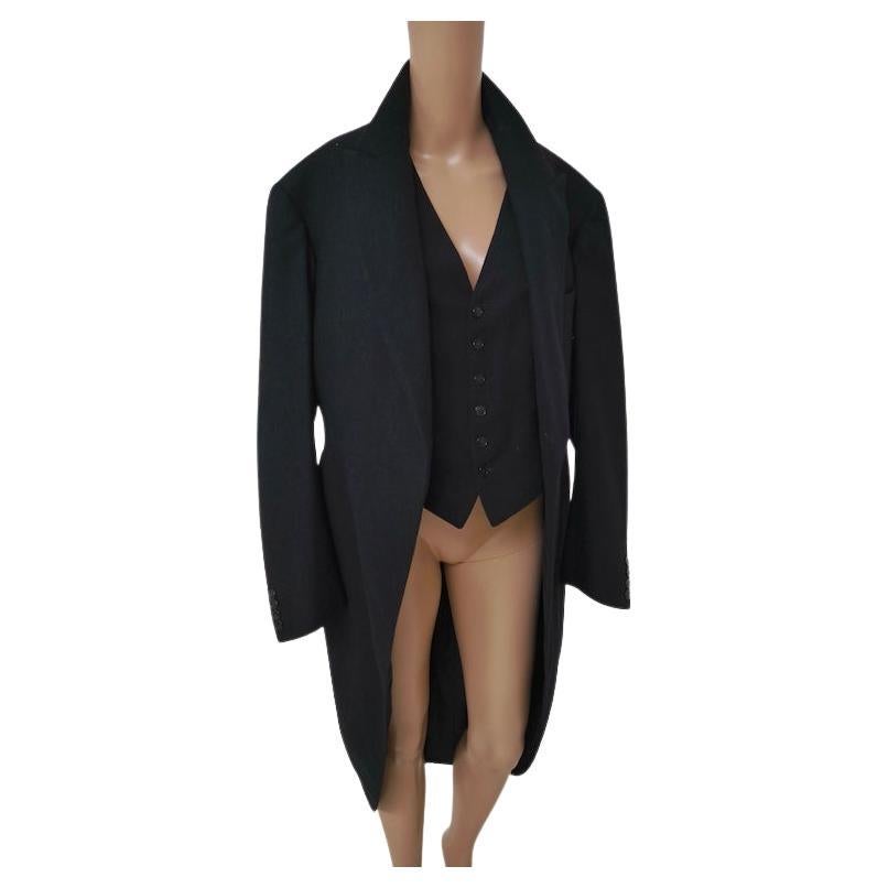 Vintage Italian black wool tailcoat (“smoking”) in vendita