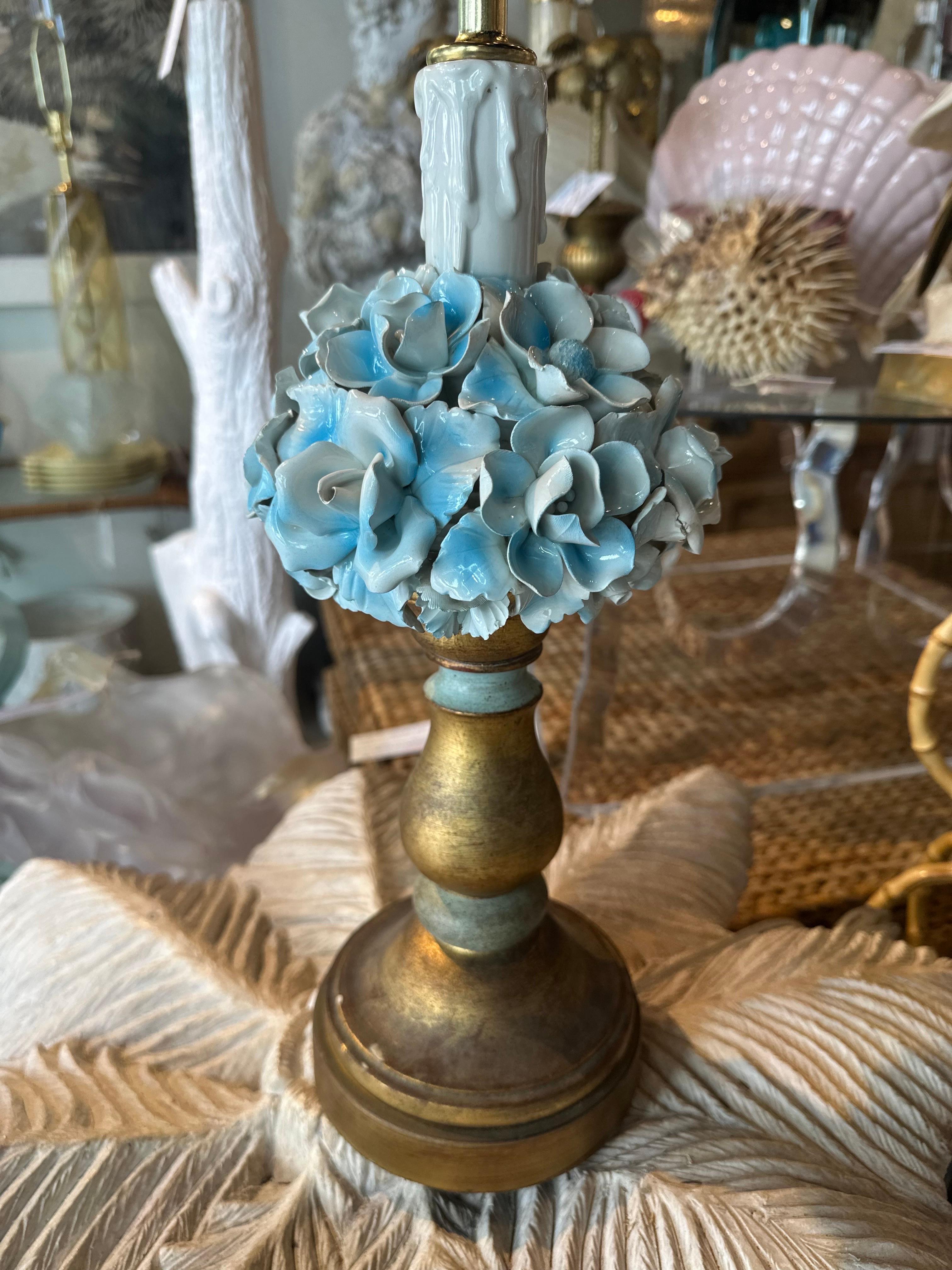 Vintage Italian Blue Porcelain Rose Table Lamp Painted Tole  For Sale 2