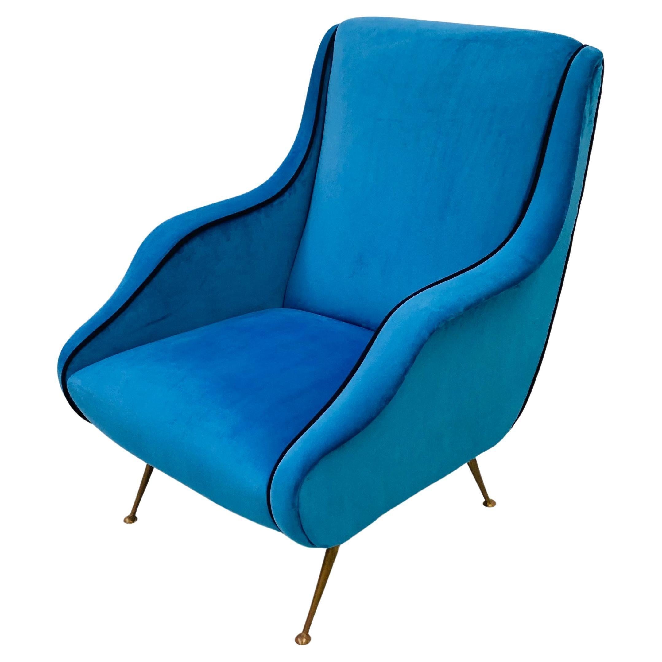 Vintage Italian Blue Velvet Armchair with Brass Legs by Carlo de Carli, 1950s For Sale 6