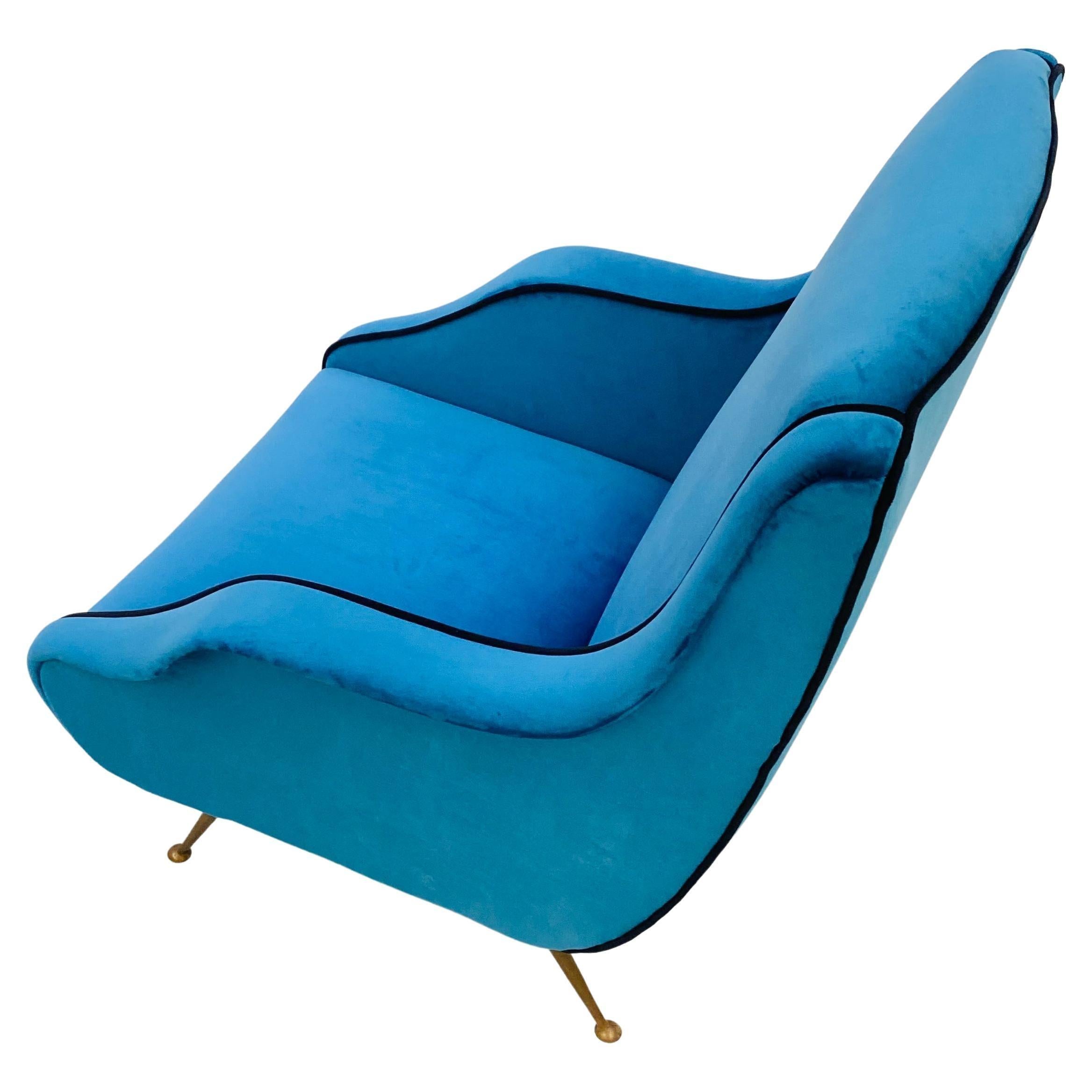 Vintage Italian Blue Velvet Armchair with Brass Legs by Carlo de Carli, 1950s For Sale 12