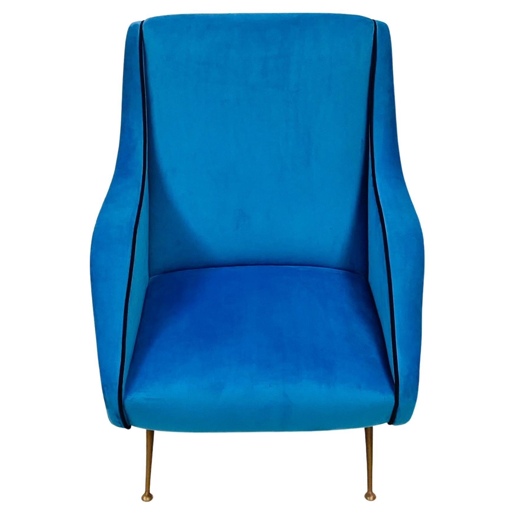 Vintage Italian Blue Velvet Armchair with Brass Legs by Carlo de Carli, 1950s For Sale 4