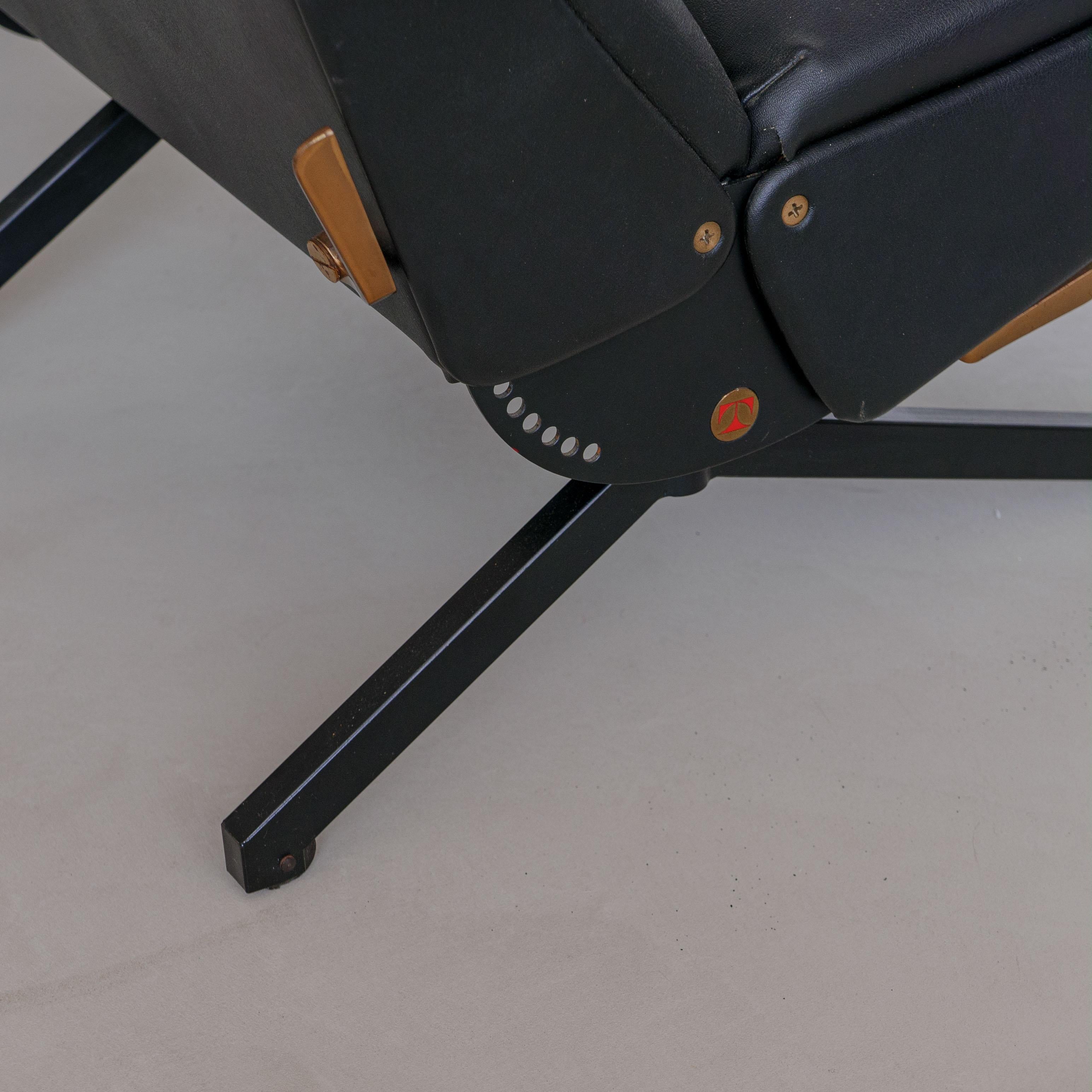 Sedia da salotto reclinabile Borsani P40 d'epoca, originale in pelle nera in vendita 12
