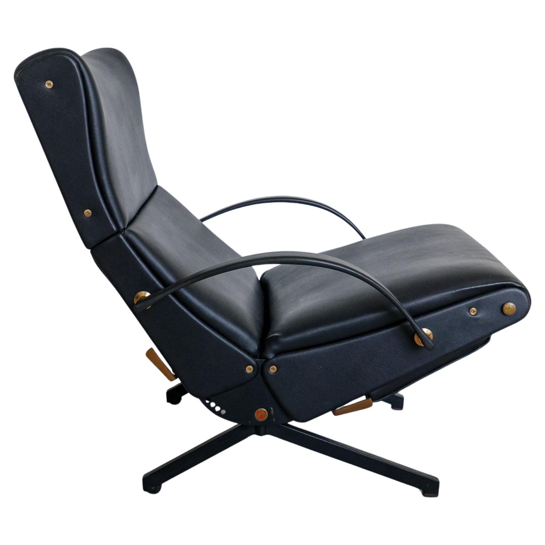 Silla reclinable italiana vintage Borsani P40, cuero negro original en venta