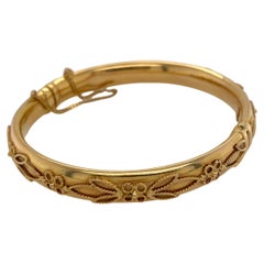 Vintage Italian Bracelet with Floral Design in Twisted Wire, 14k Yellow Gold