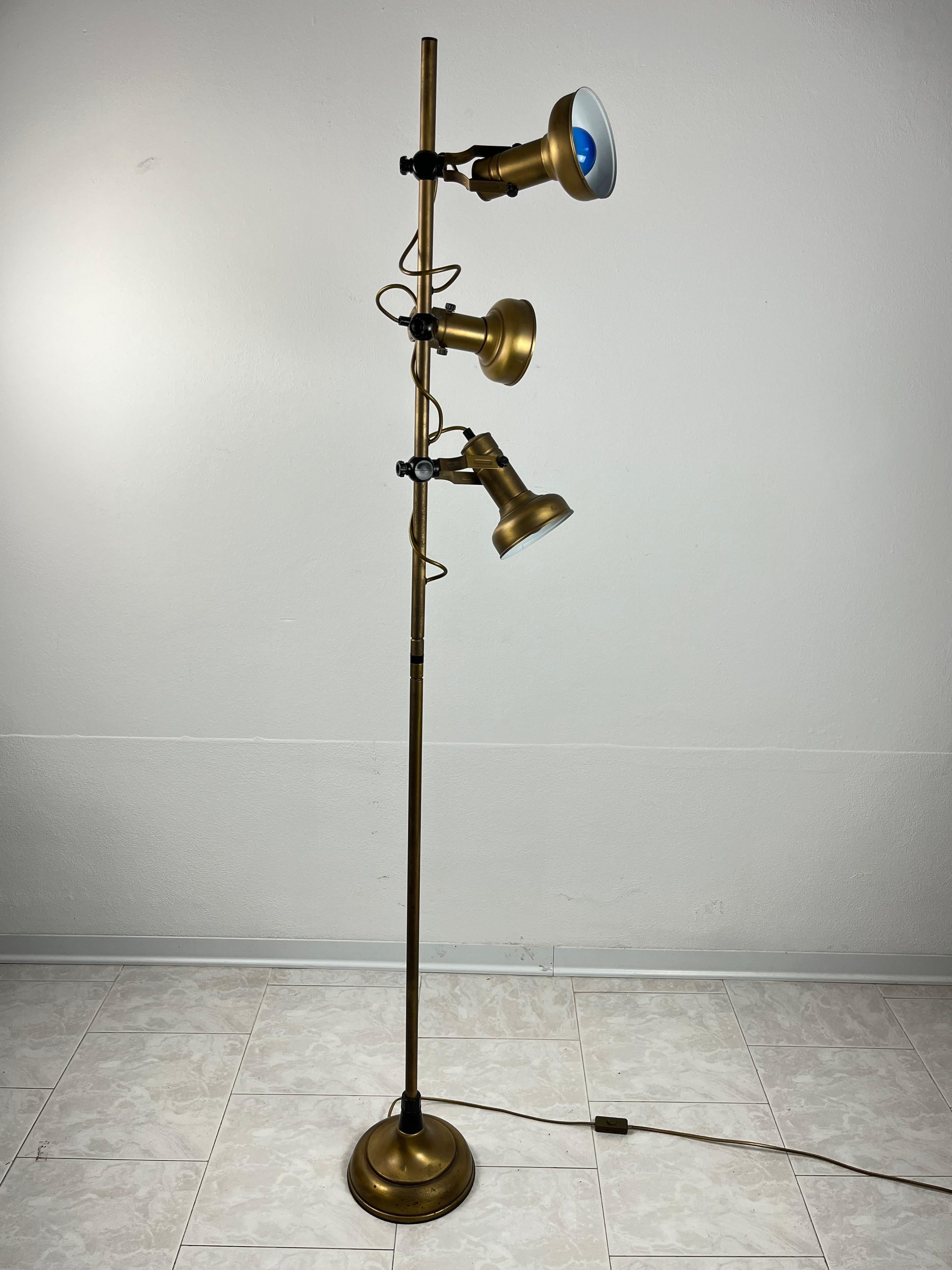 Vintage Italian Brass and Aluminum Floor Lamp, 1970s For Sale 1