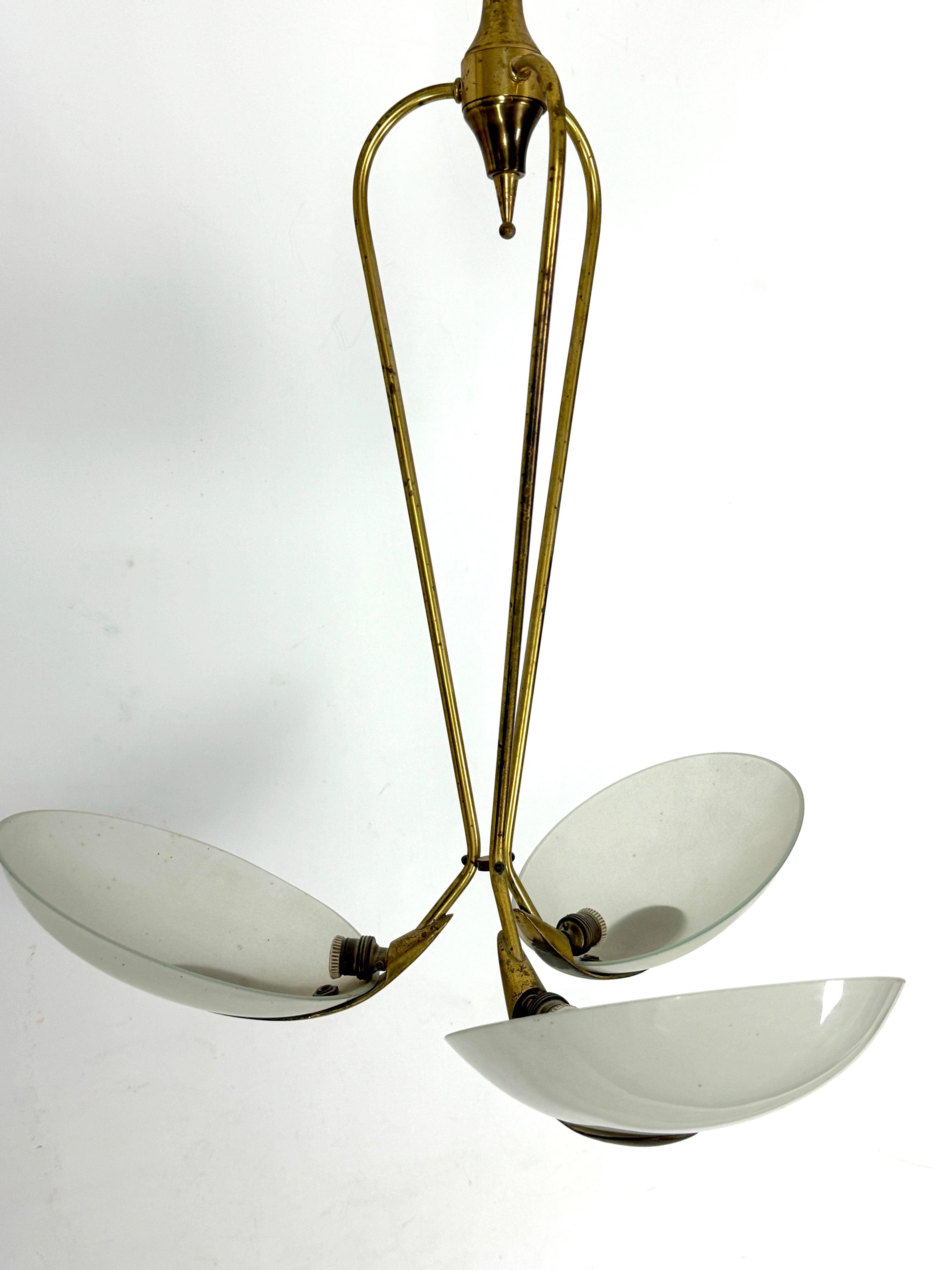 Vintage Italian brass and curved glass chandelier from 1950s For Sale 2