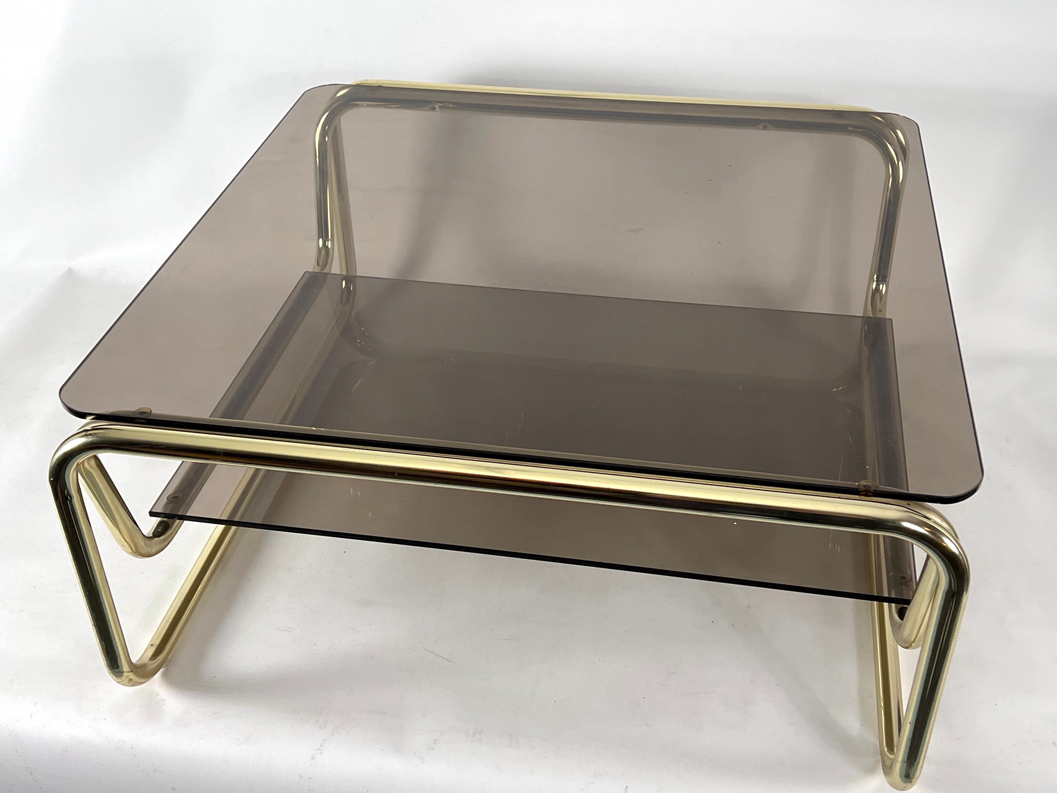Vintage Italian Brass and Glass Coffee Table from 70s In Good Condition For Sale In Catania, CT