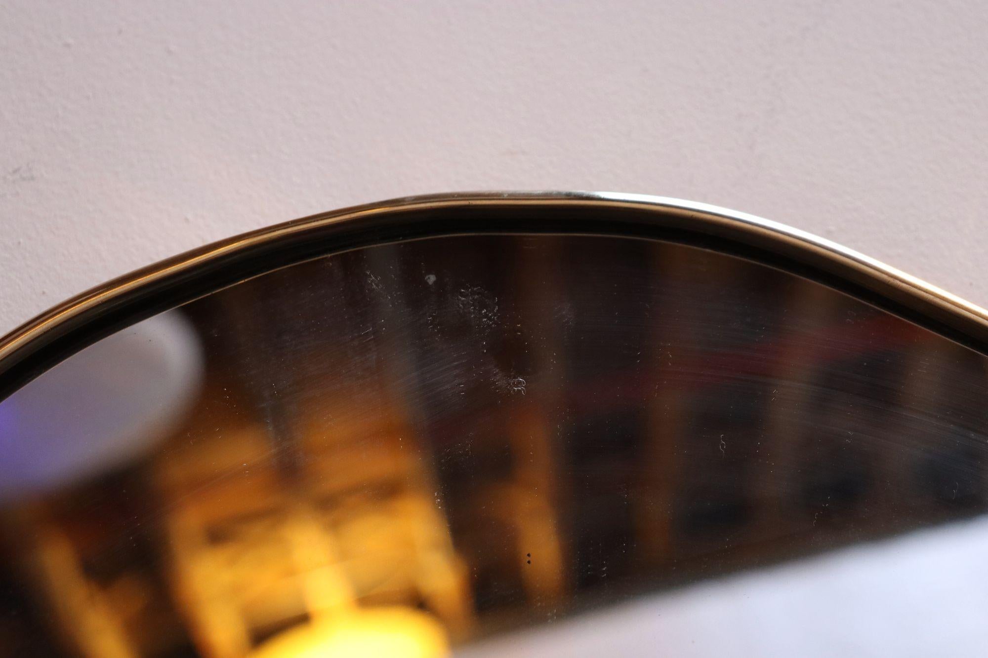 Miroir mural festonné arqué en laiton italien d'après Gio Ponti en vente 5