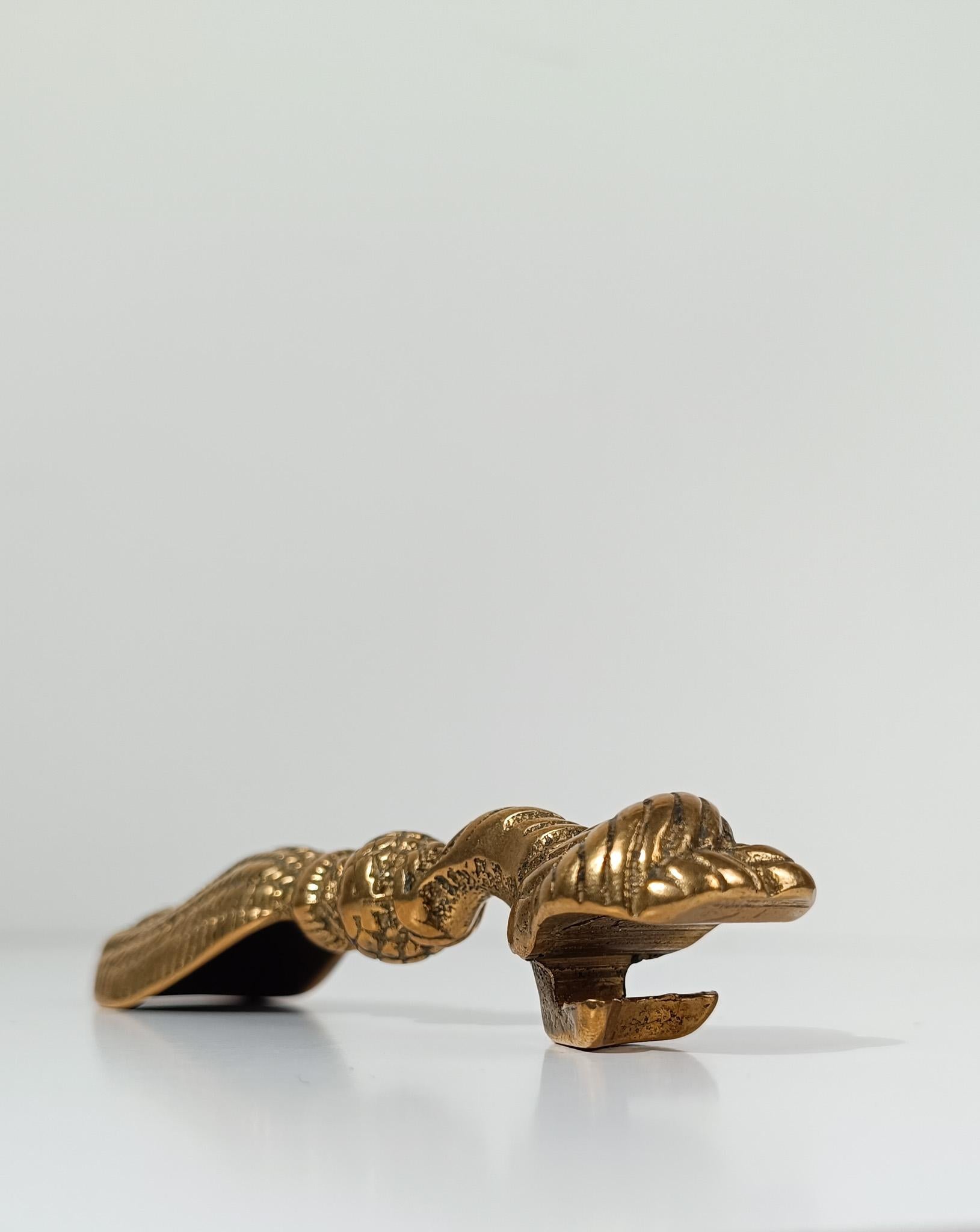 Vintage Italian Brass Bottle Opener Shaped as a Classic Theatre Bullion Tassel im Angebot 2