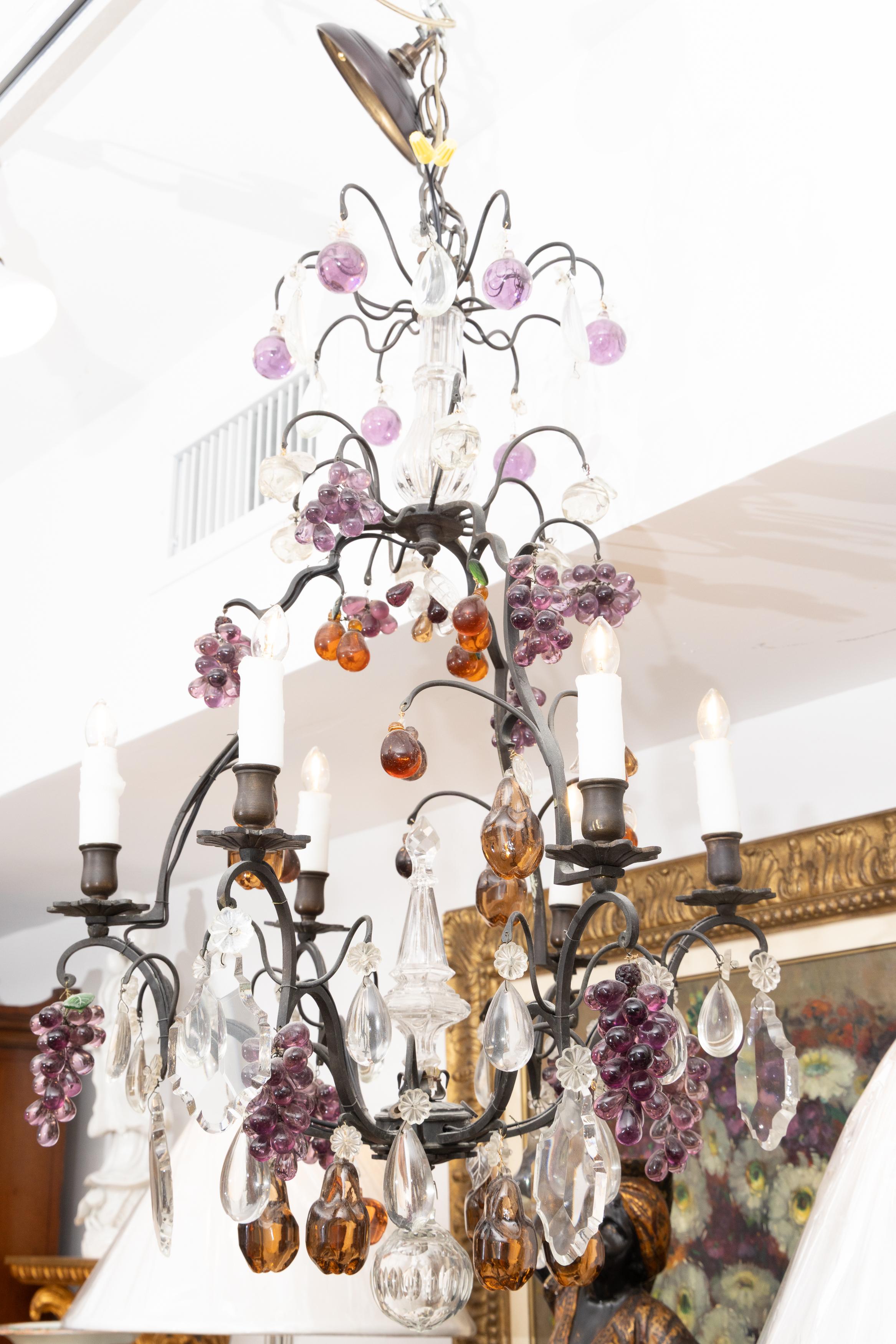Vintage Italian Brass Chandelier with Clusters of Glass Fruit For Sale 1