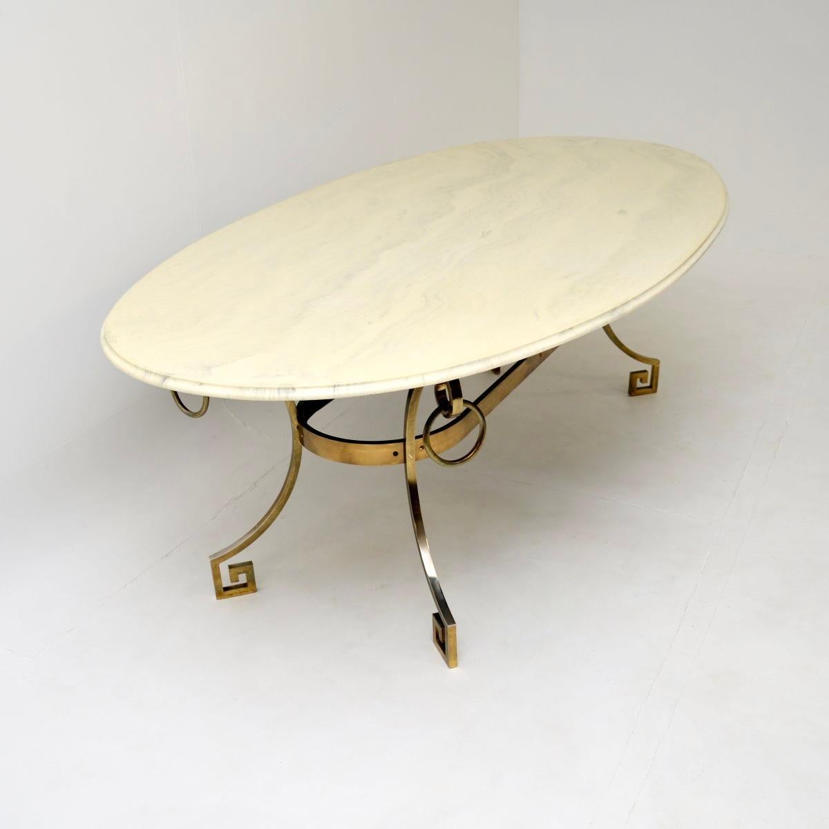 Mid-Century Modern Table de salle à manger italienne en laiton en vente