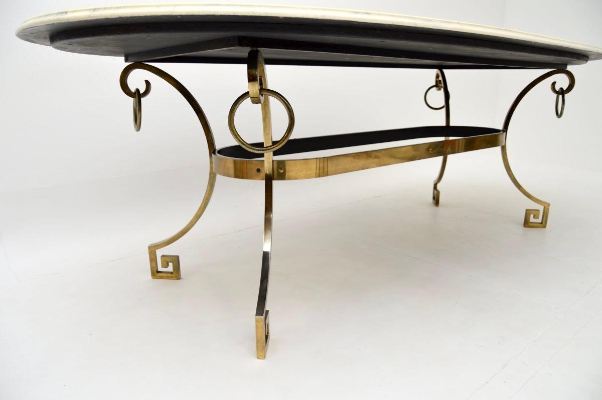 Laiton Table de salle à manger italienne en laiton en vente