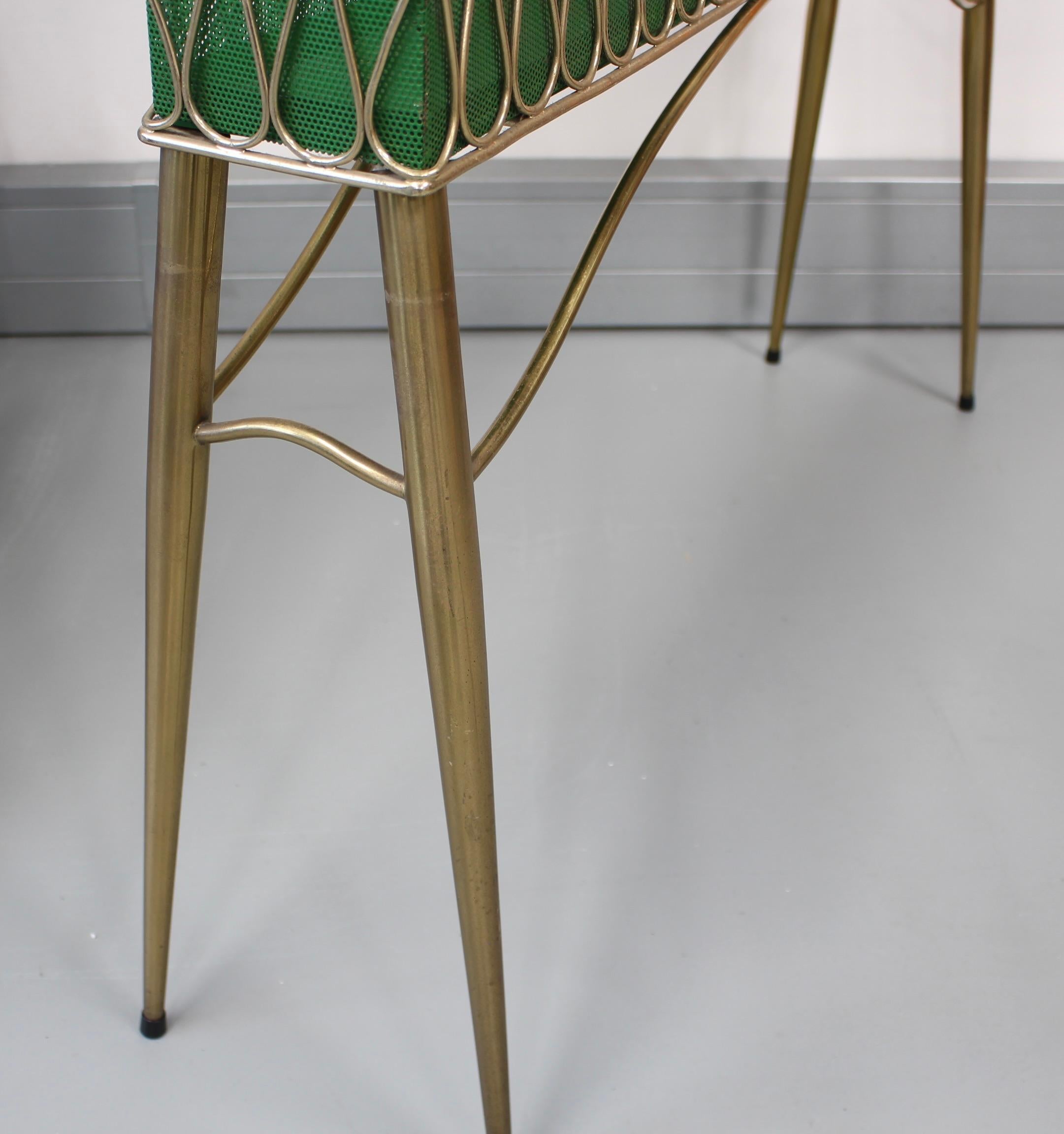 Stand italien vintage pour plantes en laiton (circa 1960) en vente 5