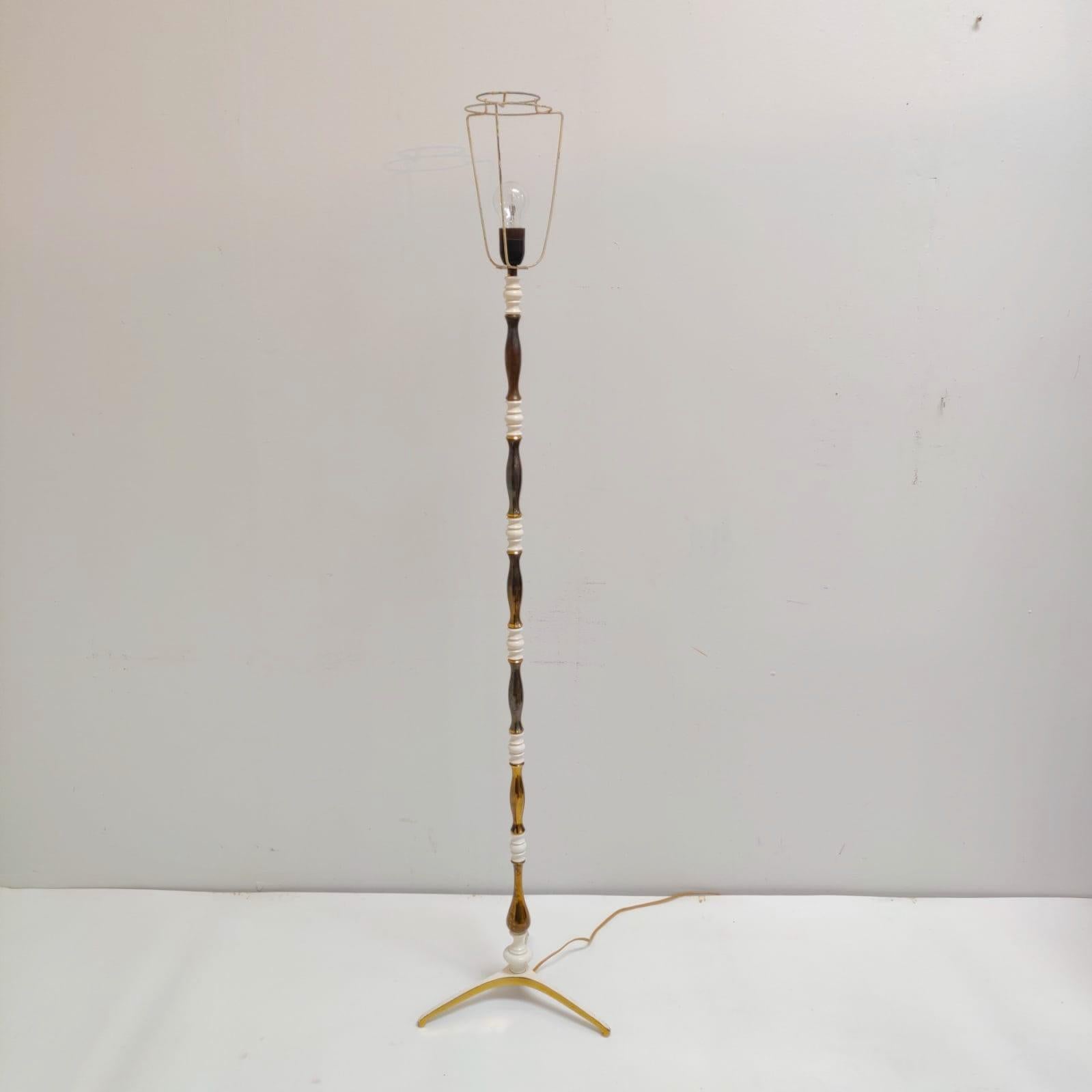 Victorian Vintage Italian brass floor lamp, 1950s For Sale