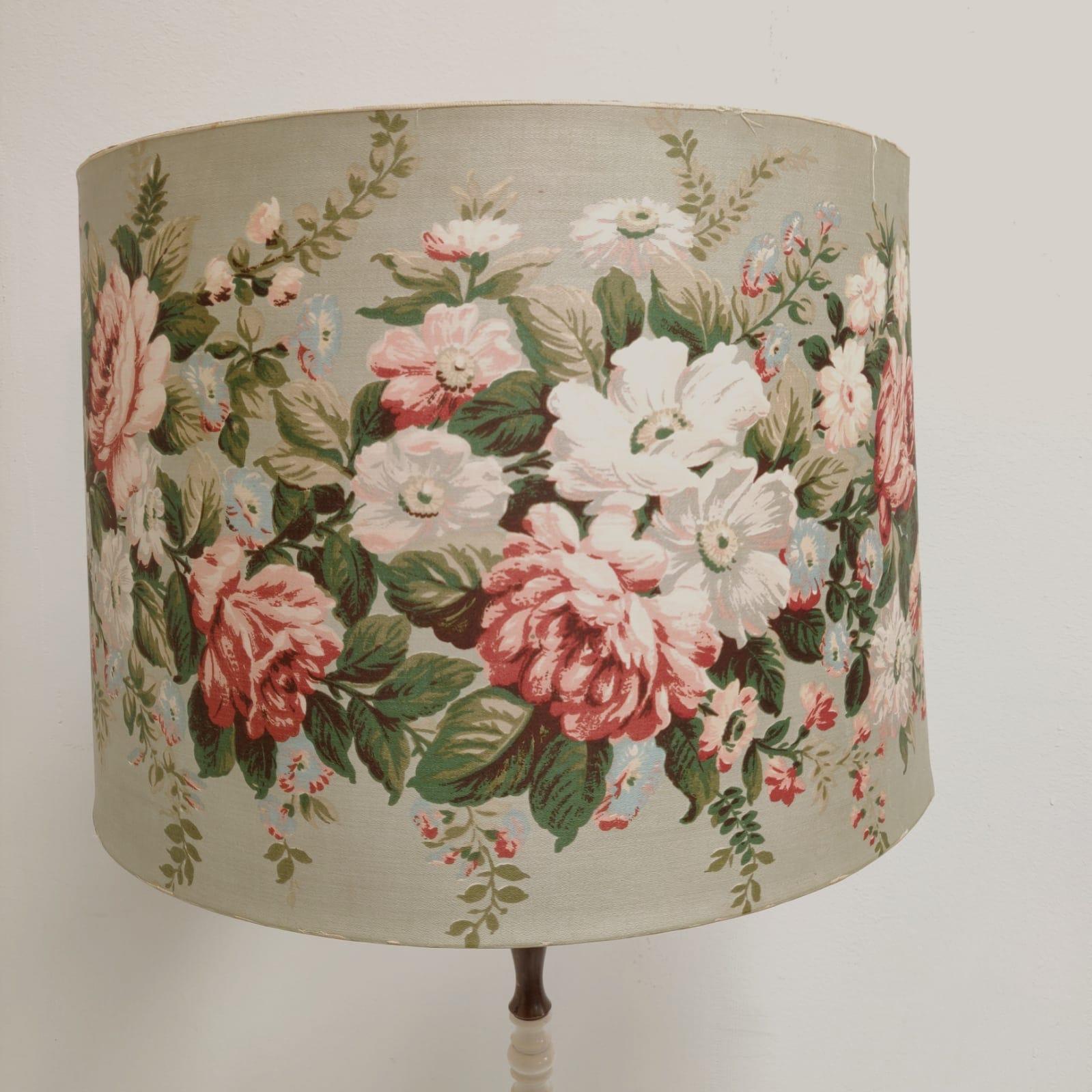 Mid-20th Century Vintage Italian brass floor lamp, 1950s For Sale
