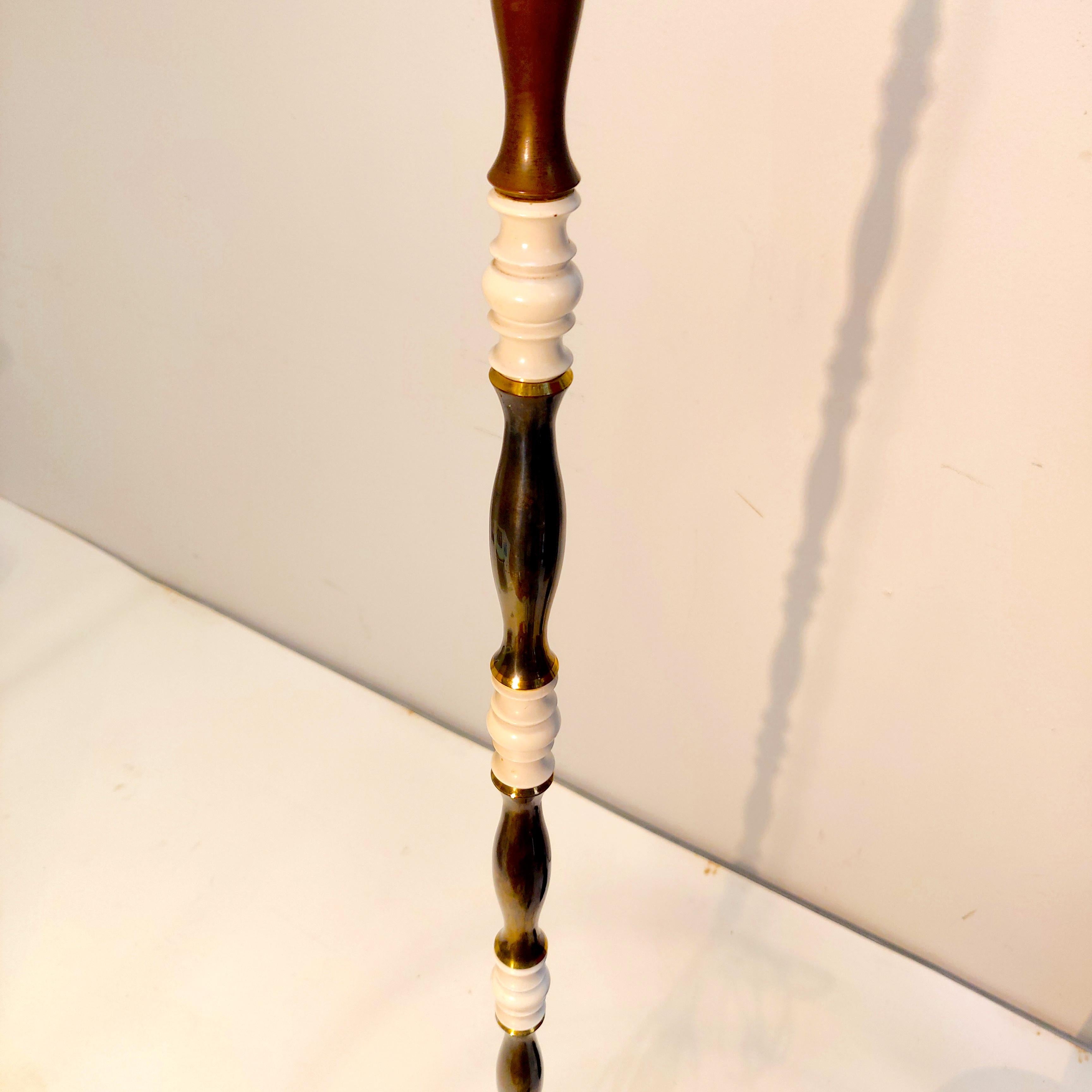 Vintage Italian brass floor lamp, 1950s For Sale 2