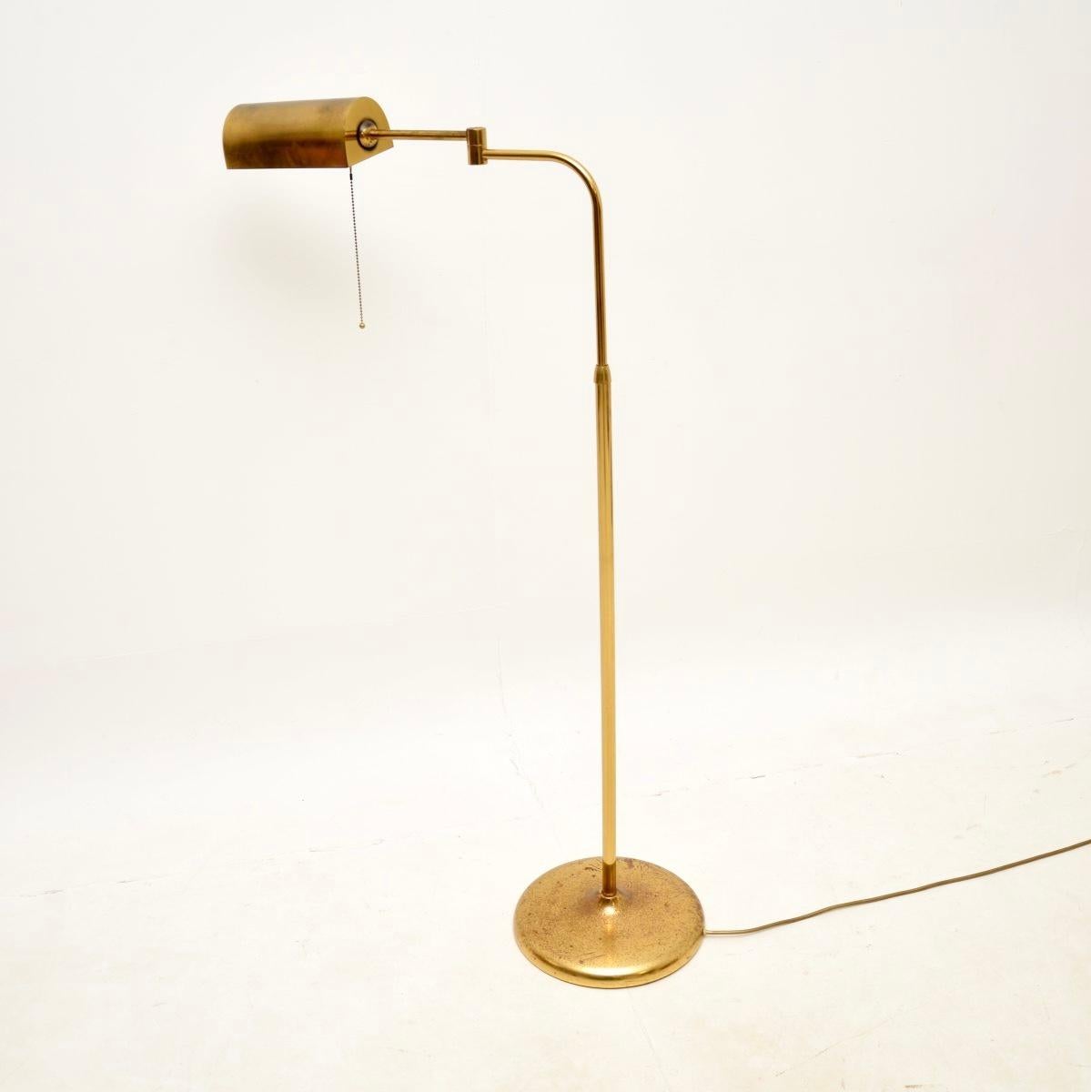 Mid-Century Modern Vintage Italian Brass Floor Lamp For Sale