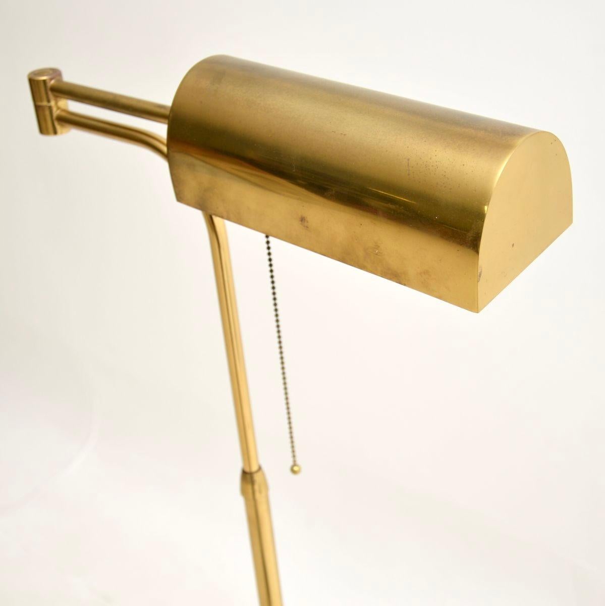 Vintage Italian Brass Floor Lamp In Good Condition For Sale In London, GB