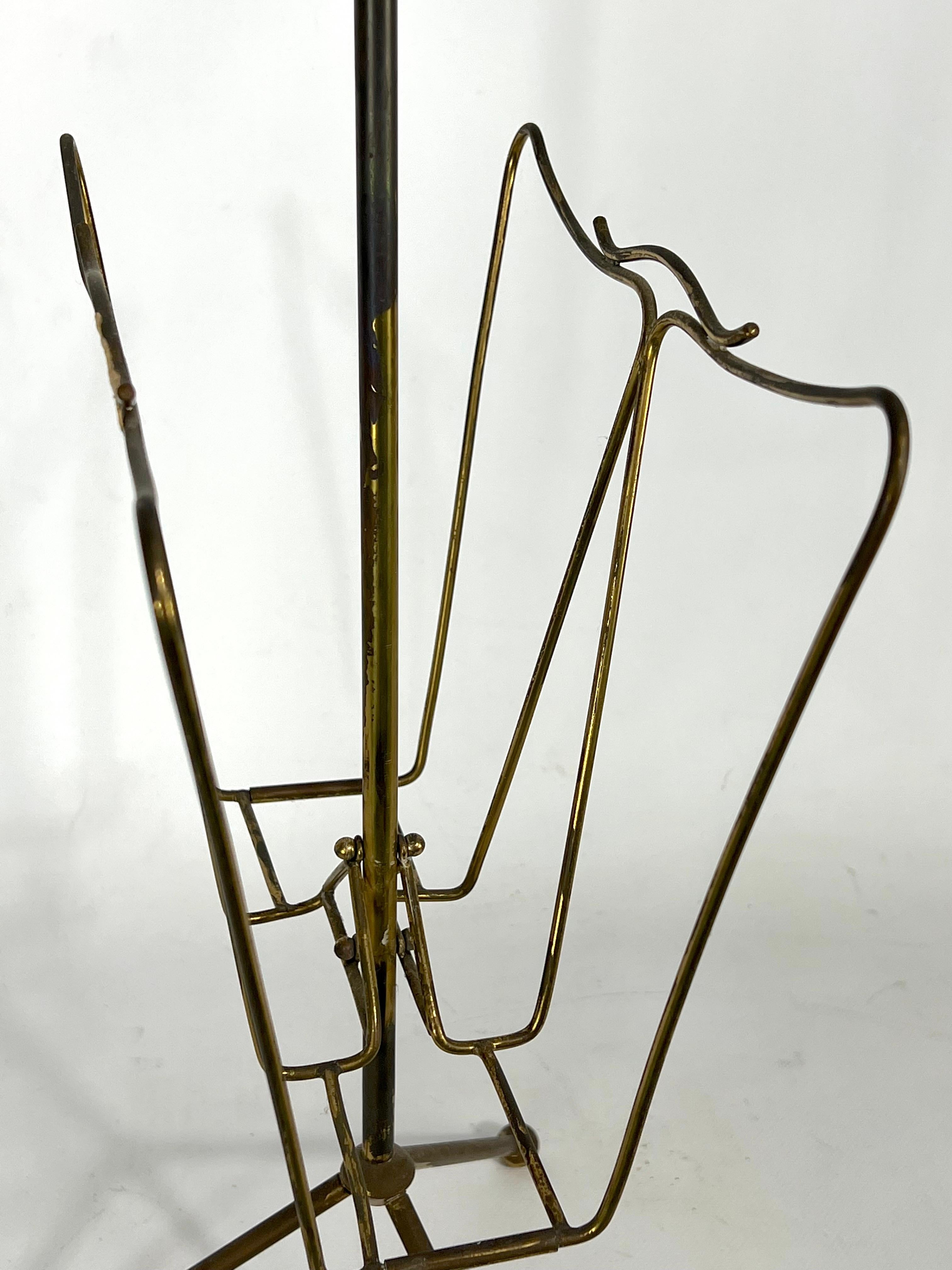 Vintage Italian Brass Magazine Rack from 50s For Sale 6