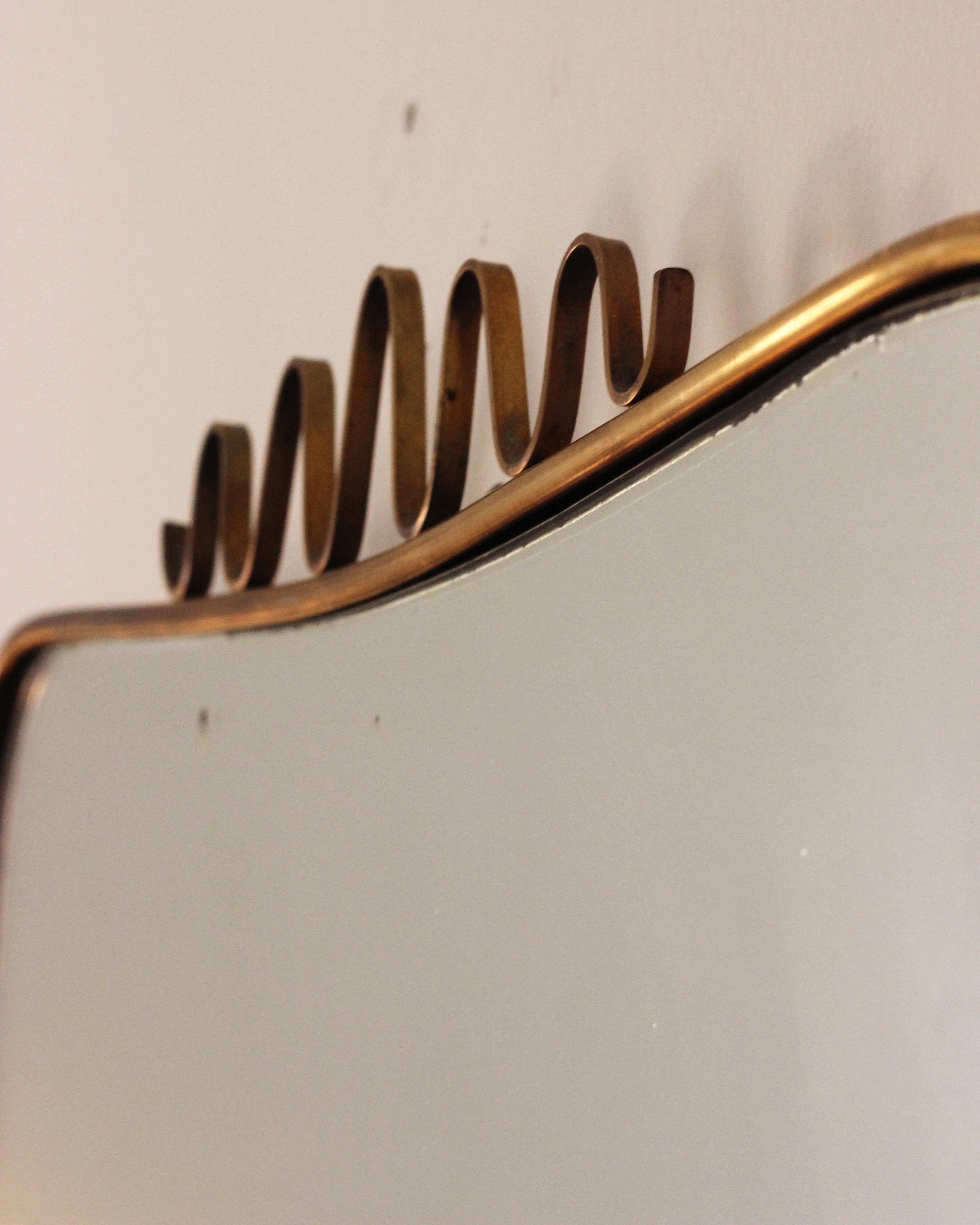 Mid-Century Modern Vintage Italian Brass Mirror, Italy, 1960s Organic Wall Mirror