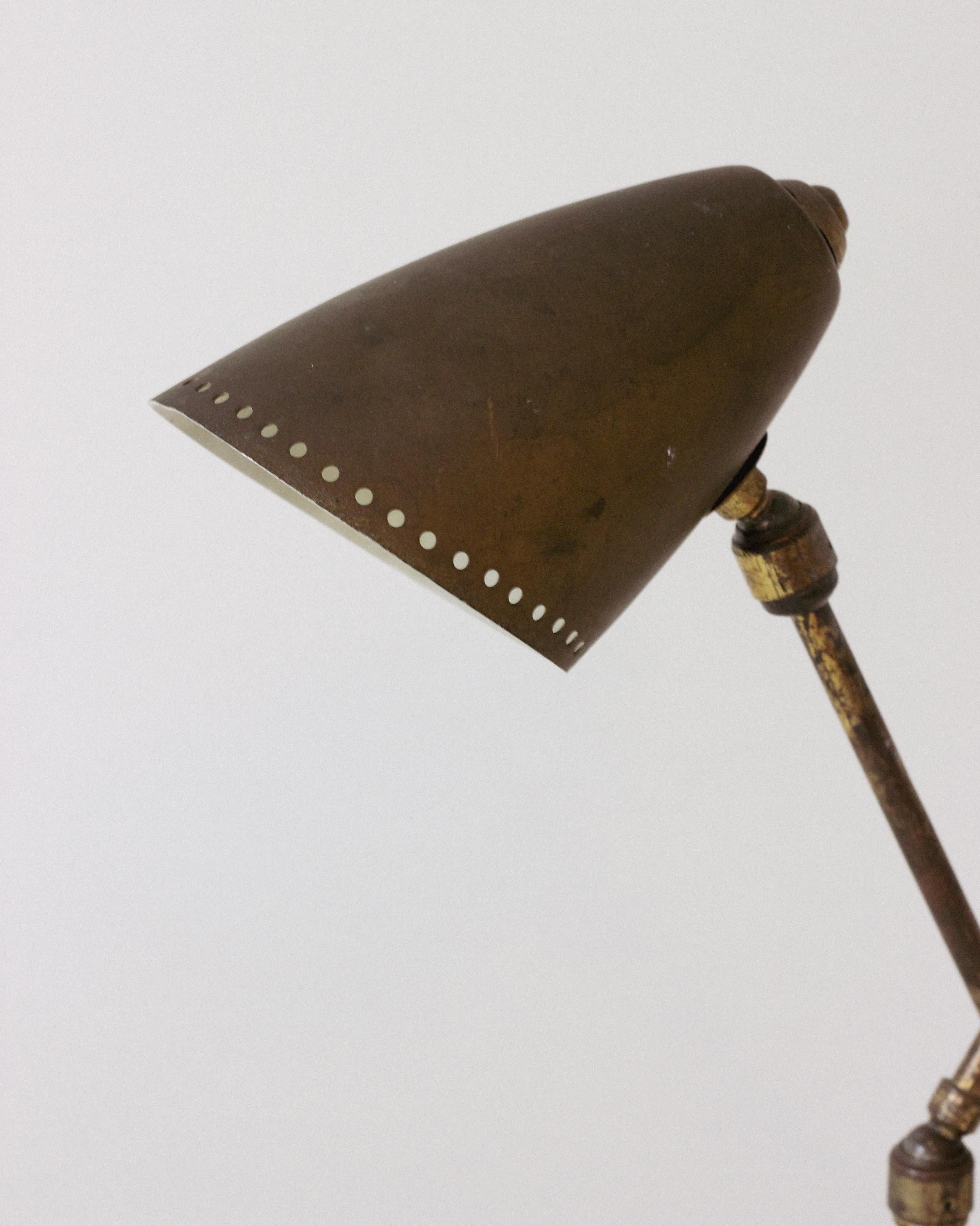 Mid-Century Modern Vintage Italian Brass Table Lamp Attributed to Stilnovo, Italy, 1948 Mid-Century For Sale