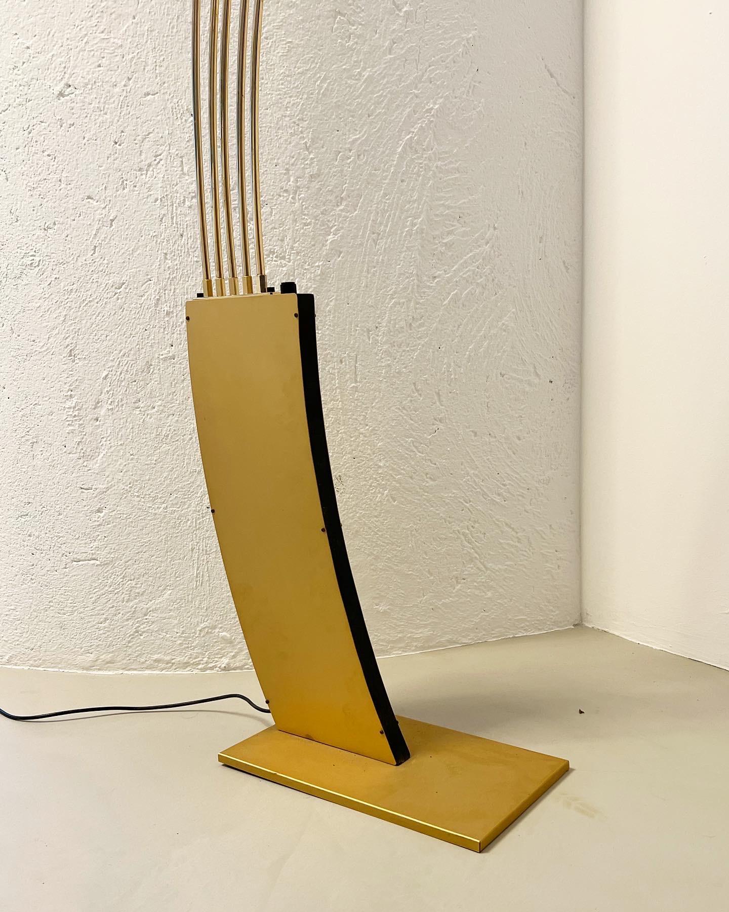 Vintage Italian Brass Tone Floor Lamp with Five Bows and Avant Gard Base, 1980s For Sale 7